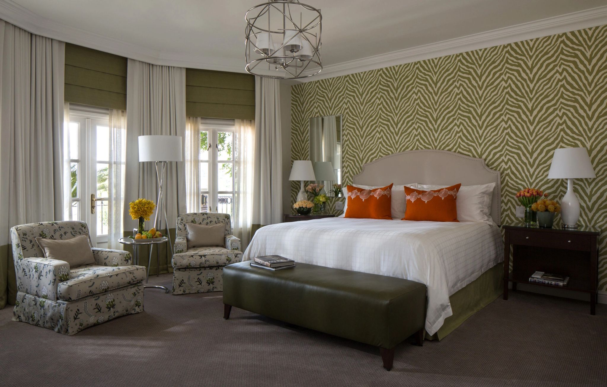 cama de casal – quarto de luxo – decoracao moderna