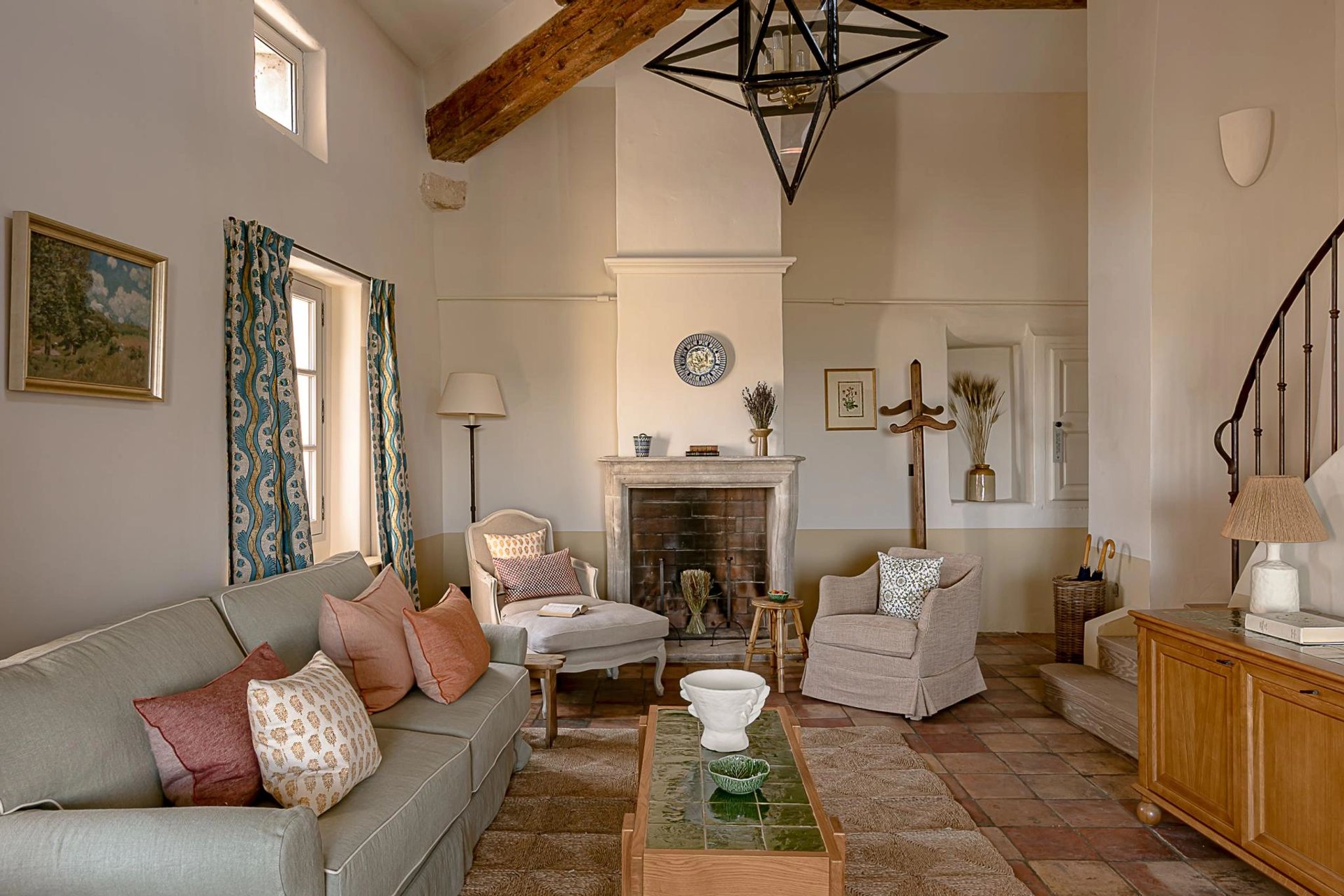 Signature Ventoux Suite sala de estar - sala com lareira - suite de luxo