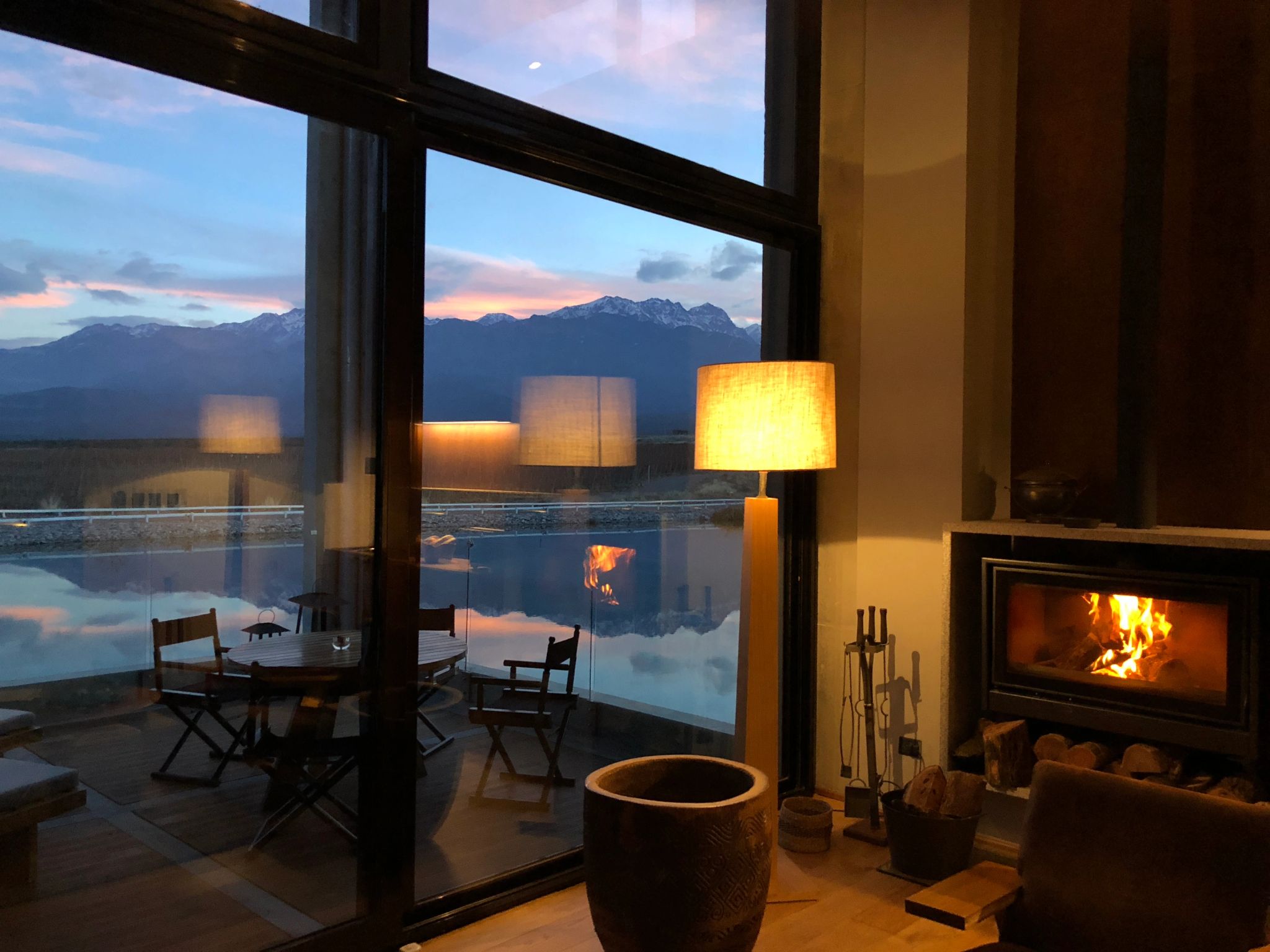 Two Bedroom Villa vila de luxo - vista lago - lareira