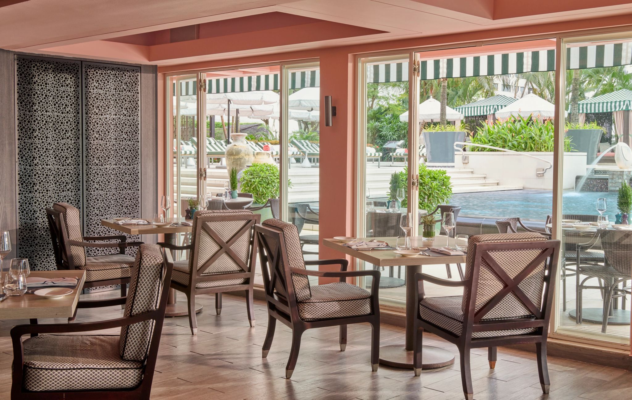 Restaurante Dolte Vita restaurante beira piscina - alta gastronomia – culinaria italiana - restaurante gourmet