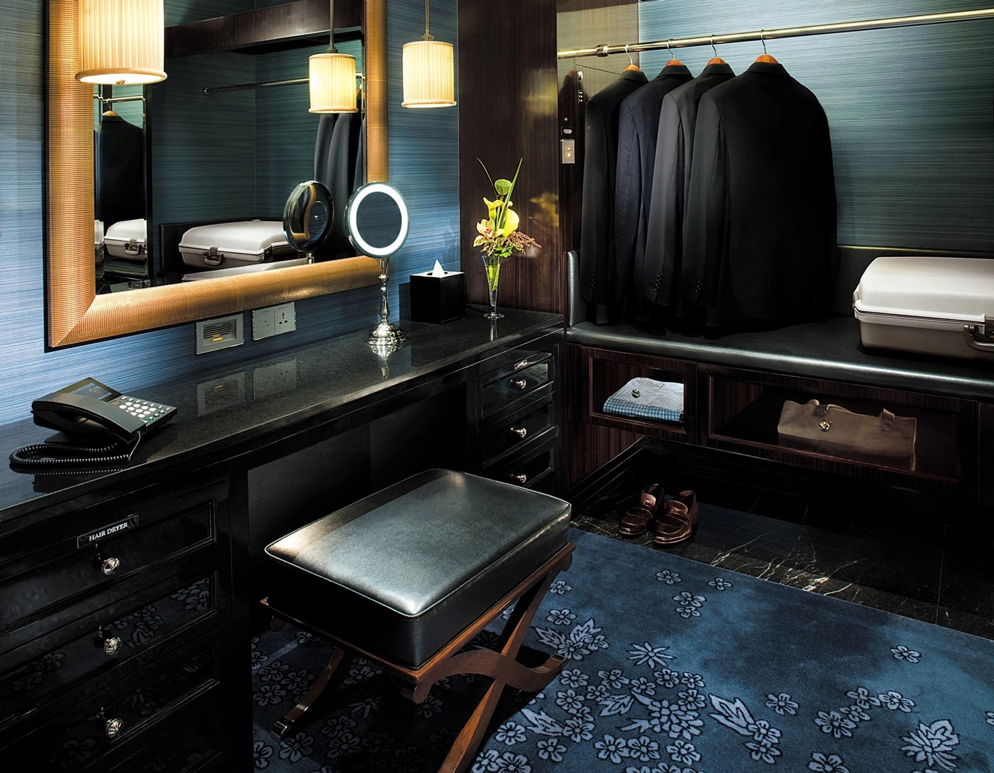 closet – quarto do hotel - luxo