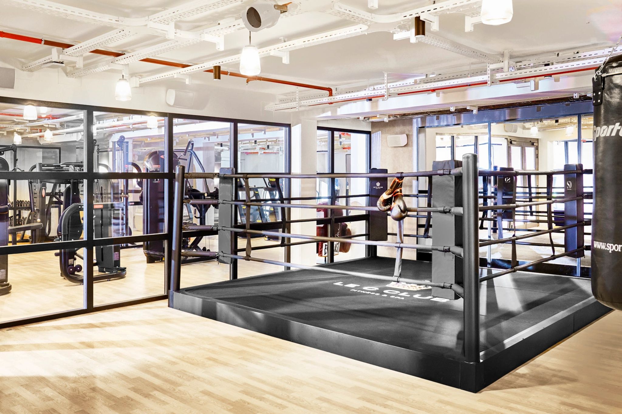 Academia do hotel boxe - aula de ginastica - aulas fitness - aula de boxe