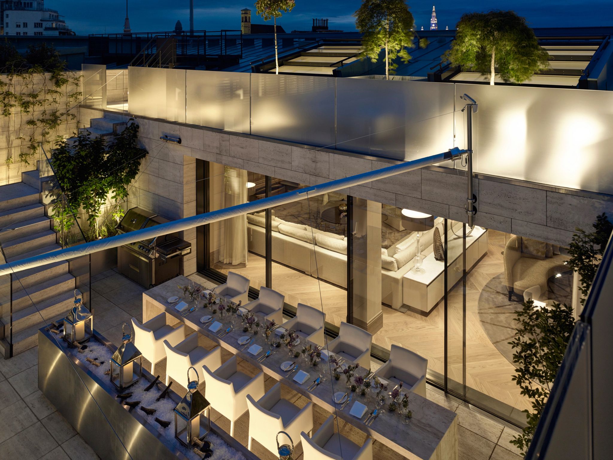 Royal Penthouse Suite   terraço mobiliado – mesa de jantar – area externa suite