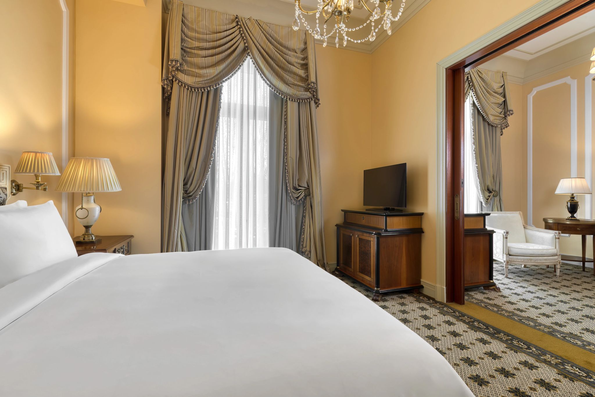 Grande Suite One Bedroom Suite King City view hotel em atenas - onde se hospedar em atenas - hotel na grecia