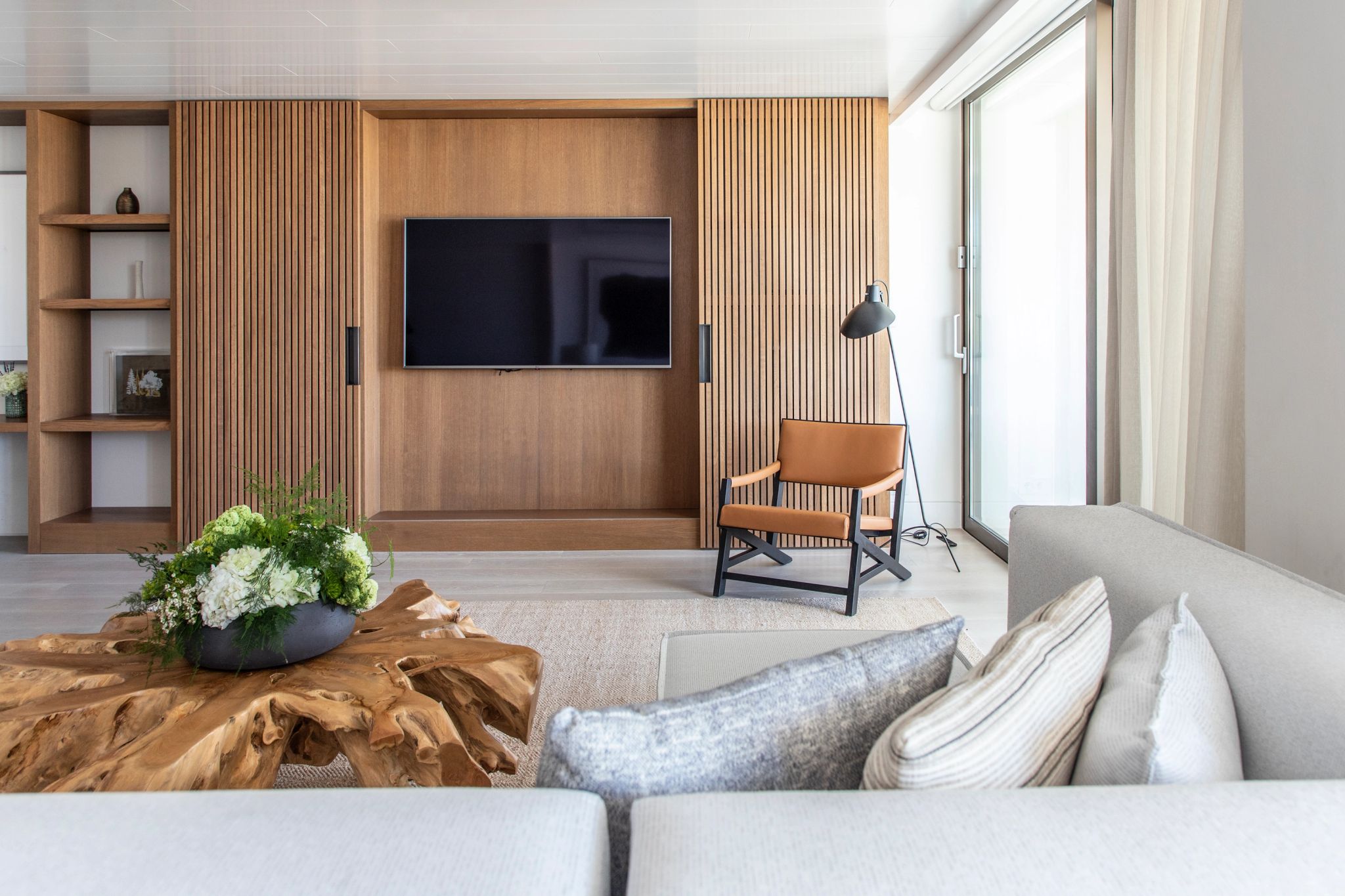 Nafsika Sea View Garden Suite Pool sala de tv - sala de estar - suite com sala