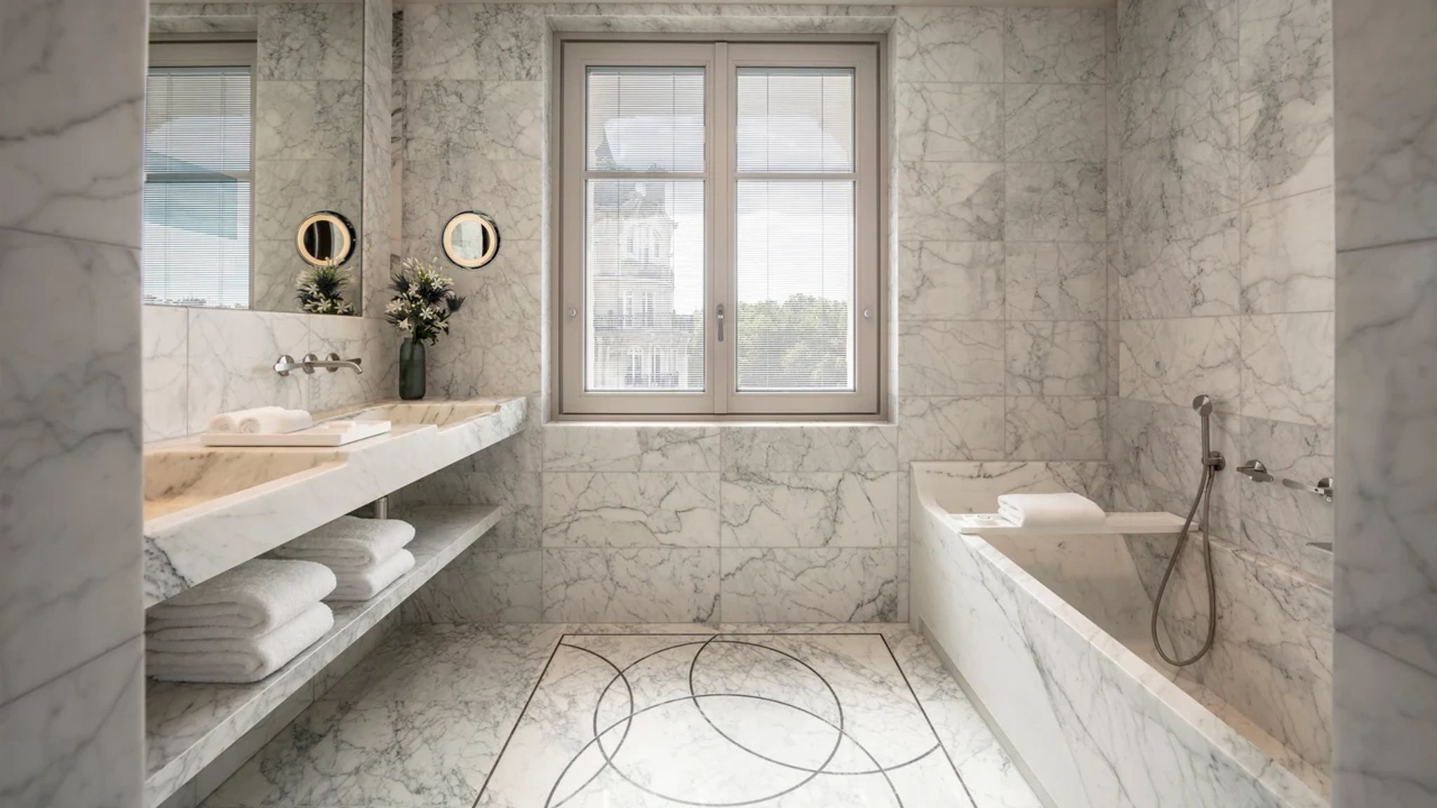 Junior Suite Balcony banheira de imersao - banheira em marmore - banho premium