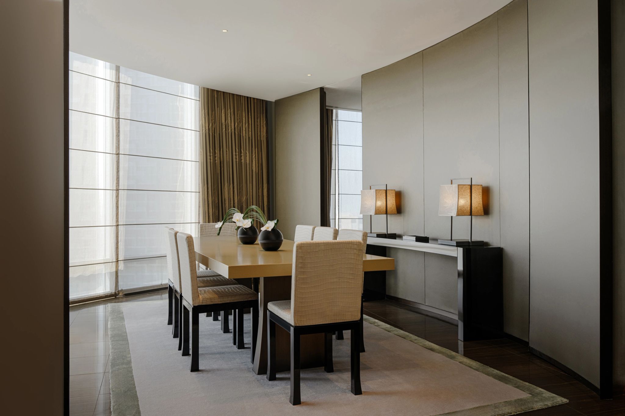 Armani Signature Suite sala de jantar – mesa – suite de luxo
