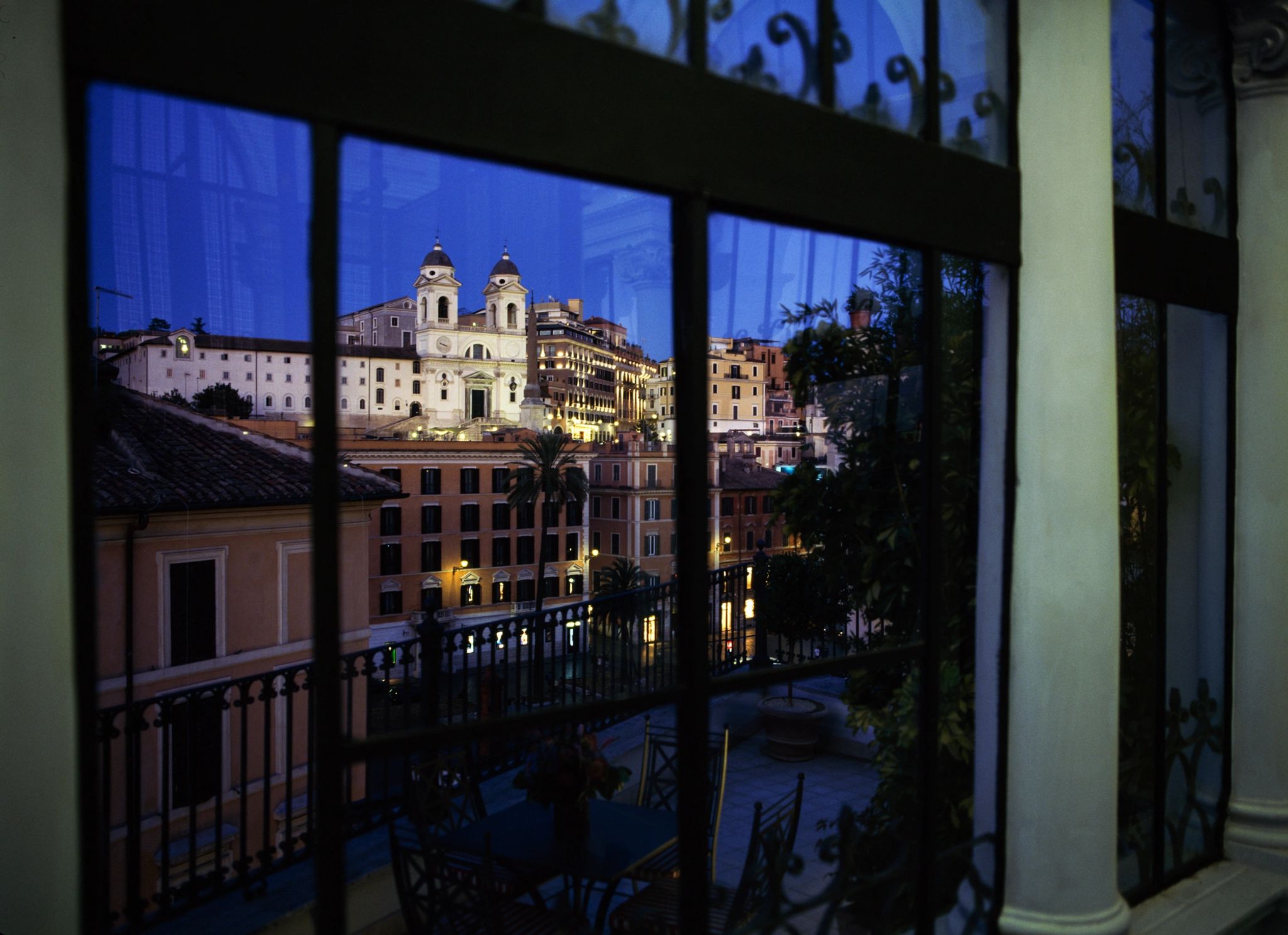 Terraço do hotel hotel de luxo roma - vista privilegiada roma - terraço na cobertura