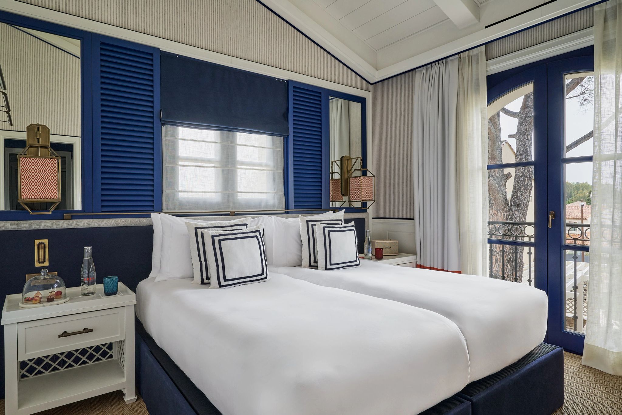 cama luxuosa - quarto design - vista externa