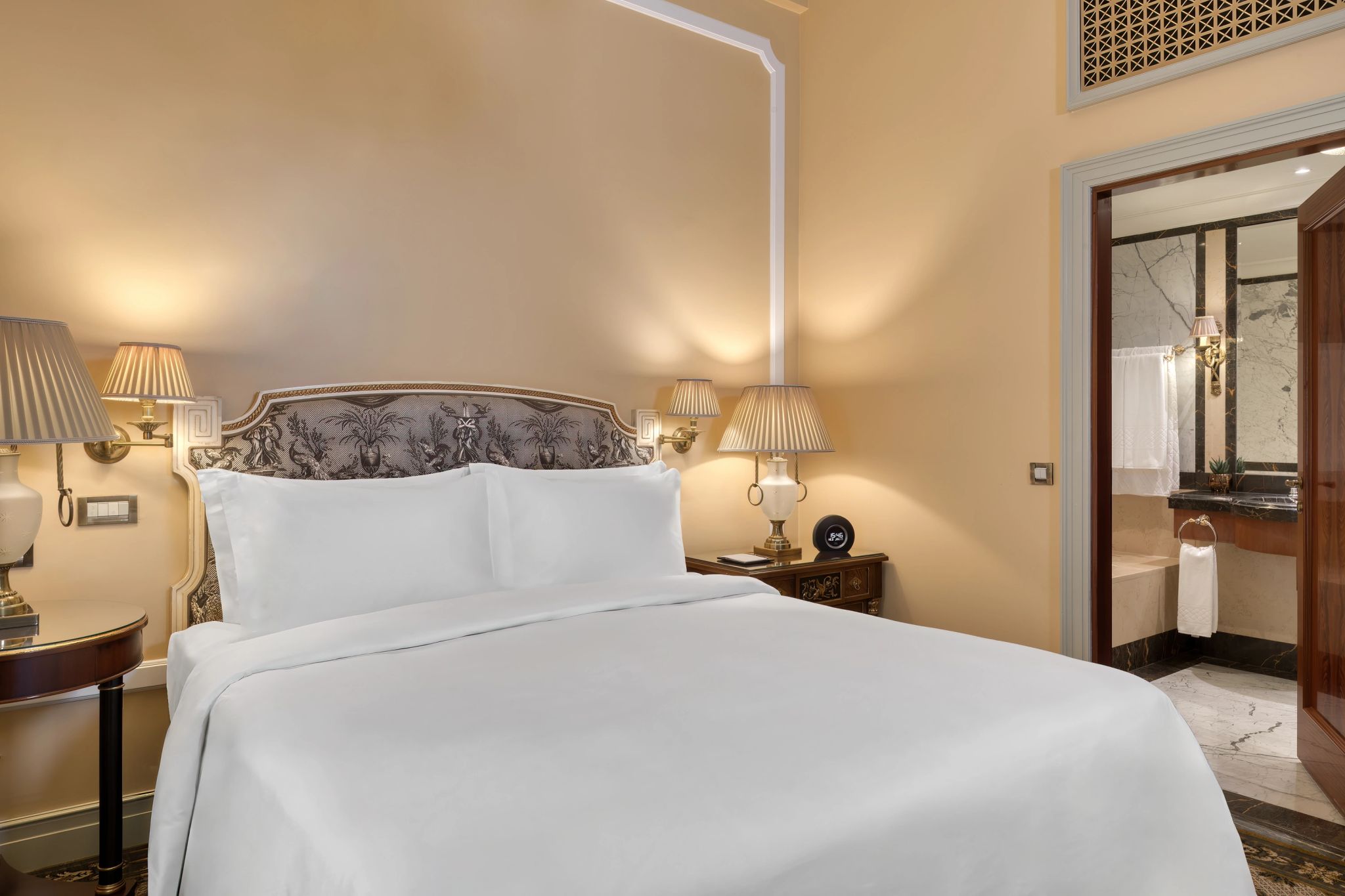 Deluxe One Bedroom Suite King Courtyard View suite de luxo - suite casal - suite king