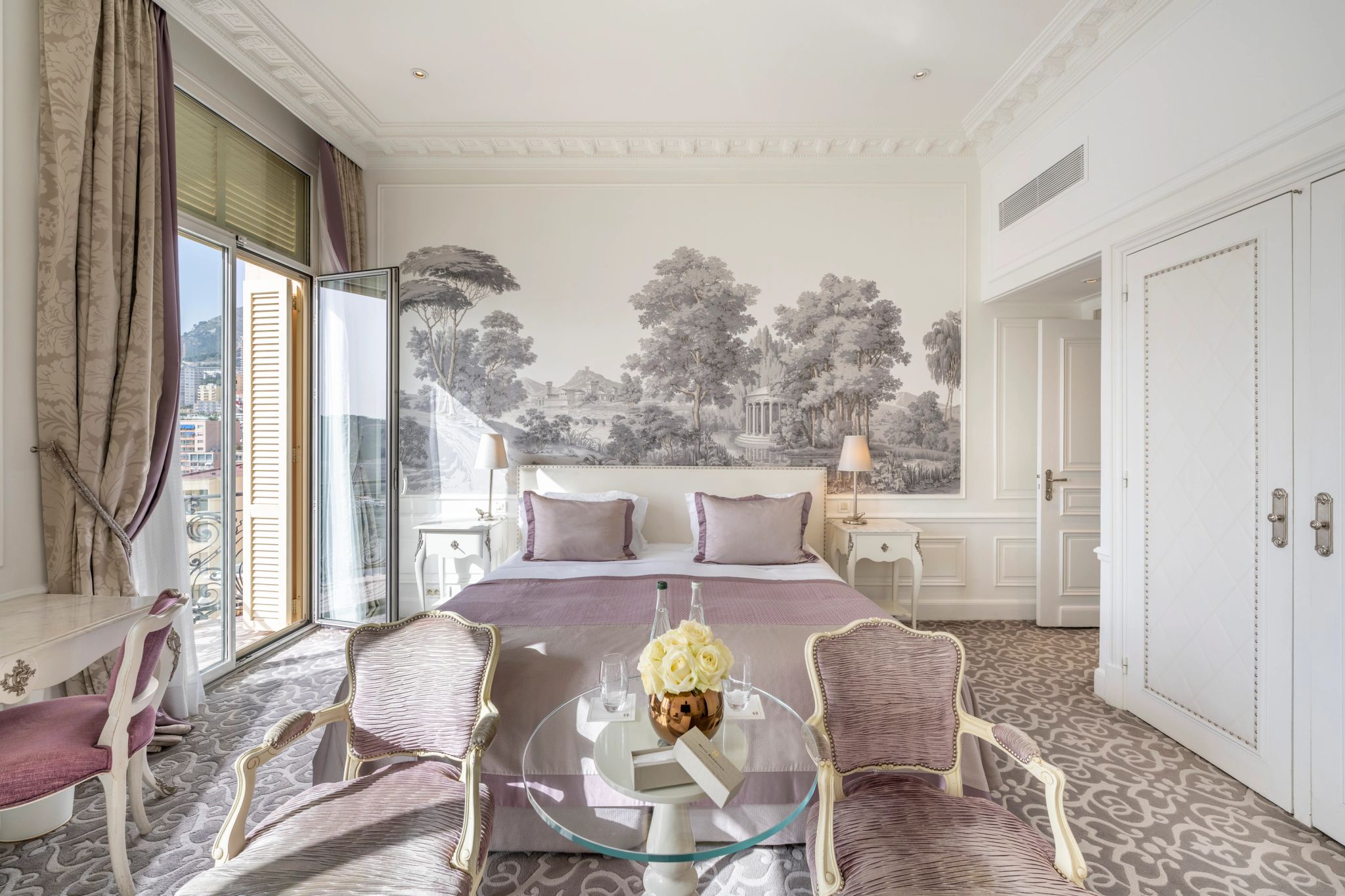 mesa de trabalho – design de luxo – quarto com vista - quarto vista mar - quarto de hotel