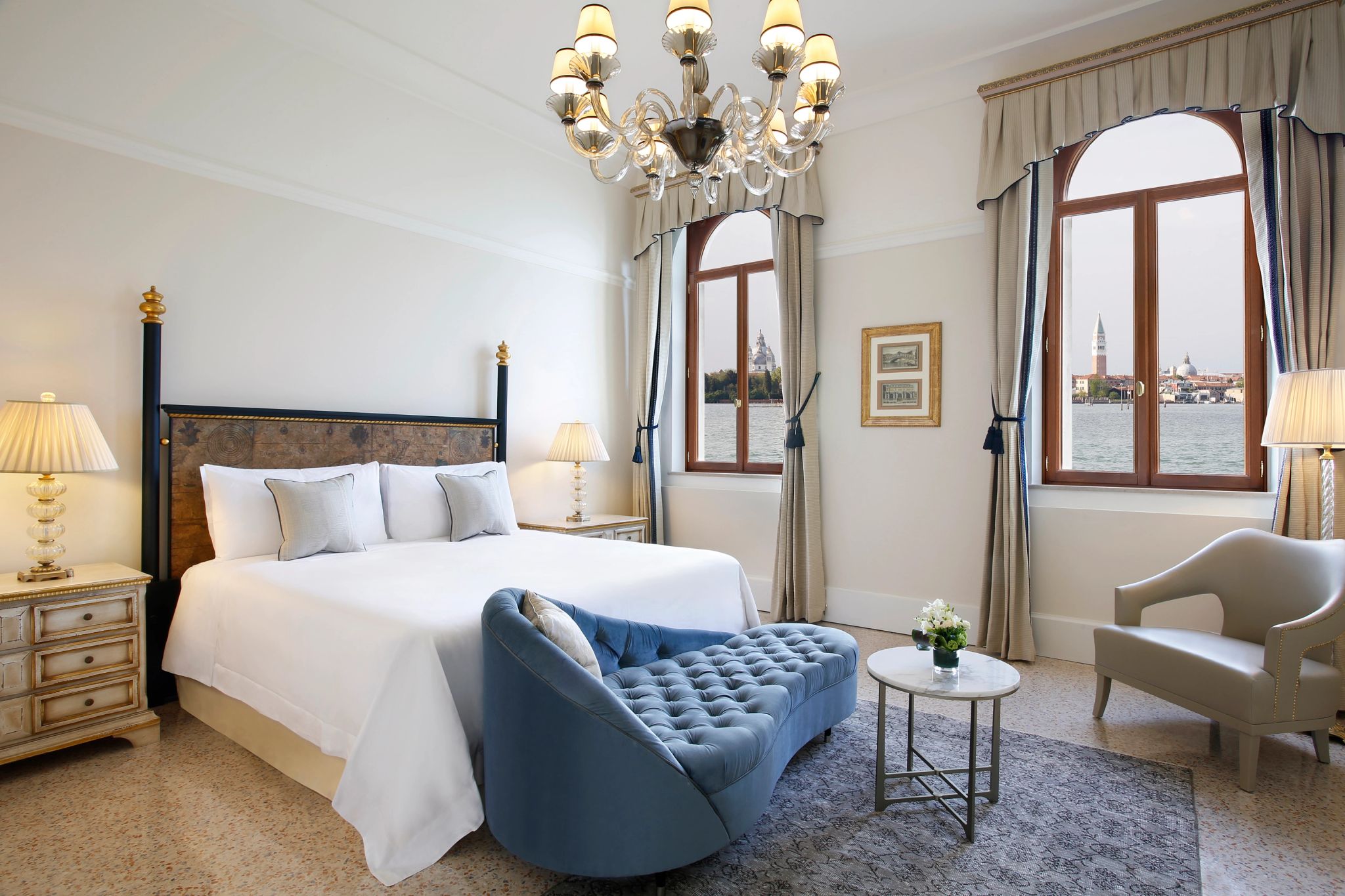 signature suite - suite de luxo - suite vista praça sao marcos