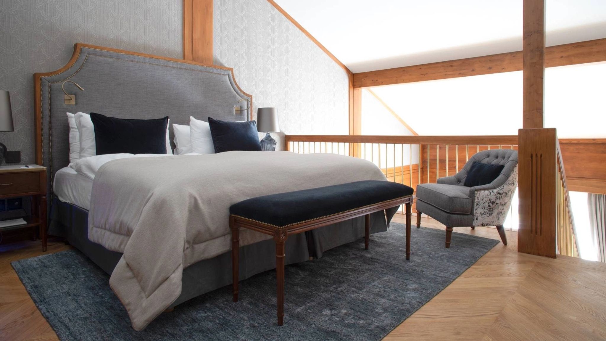 Superior Duplex Suite cama de hotel - decoraçao chique – suite de casal