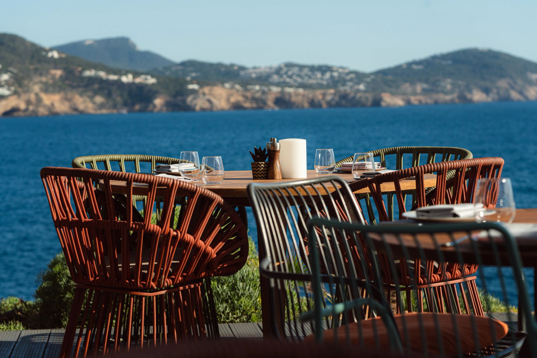 Experiência Gastronômica refeicao exclusiva em hotel de luxo com vista para o mar