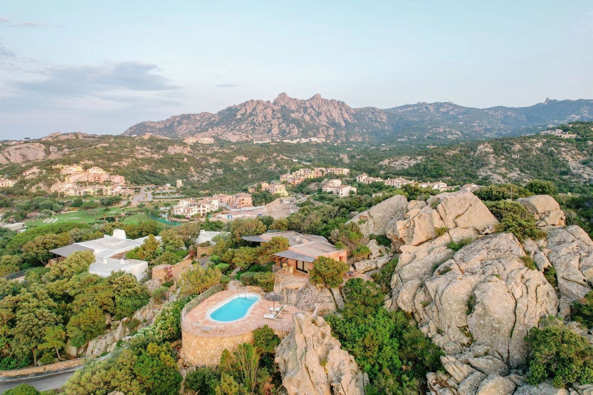 Roccia Pool Suite vista aerea - suite com piscina - suite de luxo