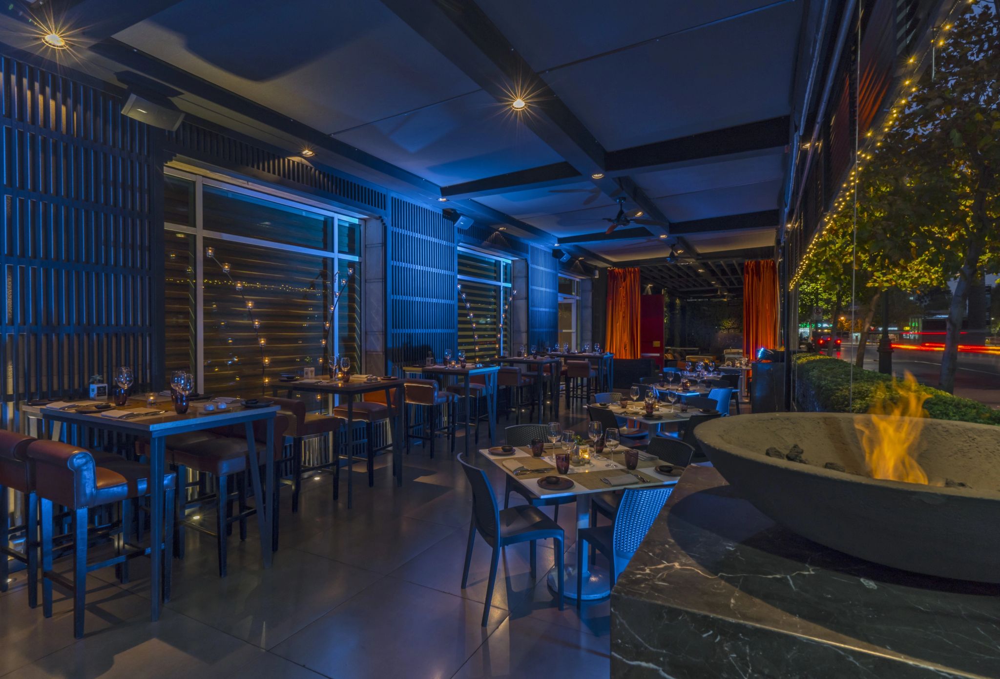 restaurante com terraço - área externa restaurante – hotel em santiago