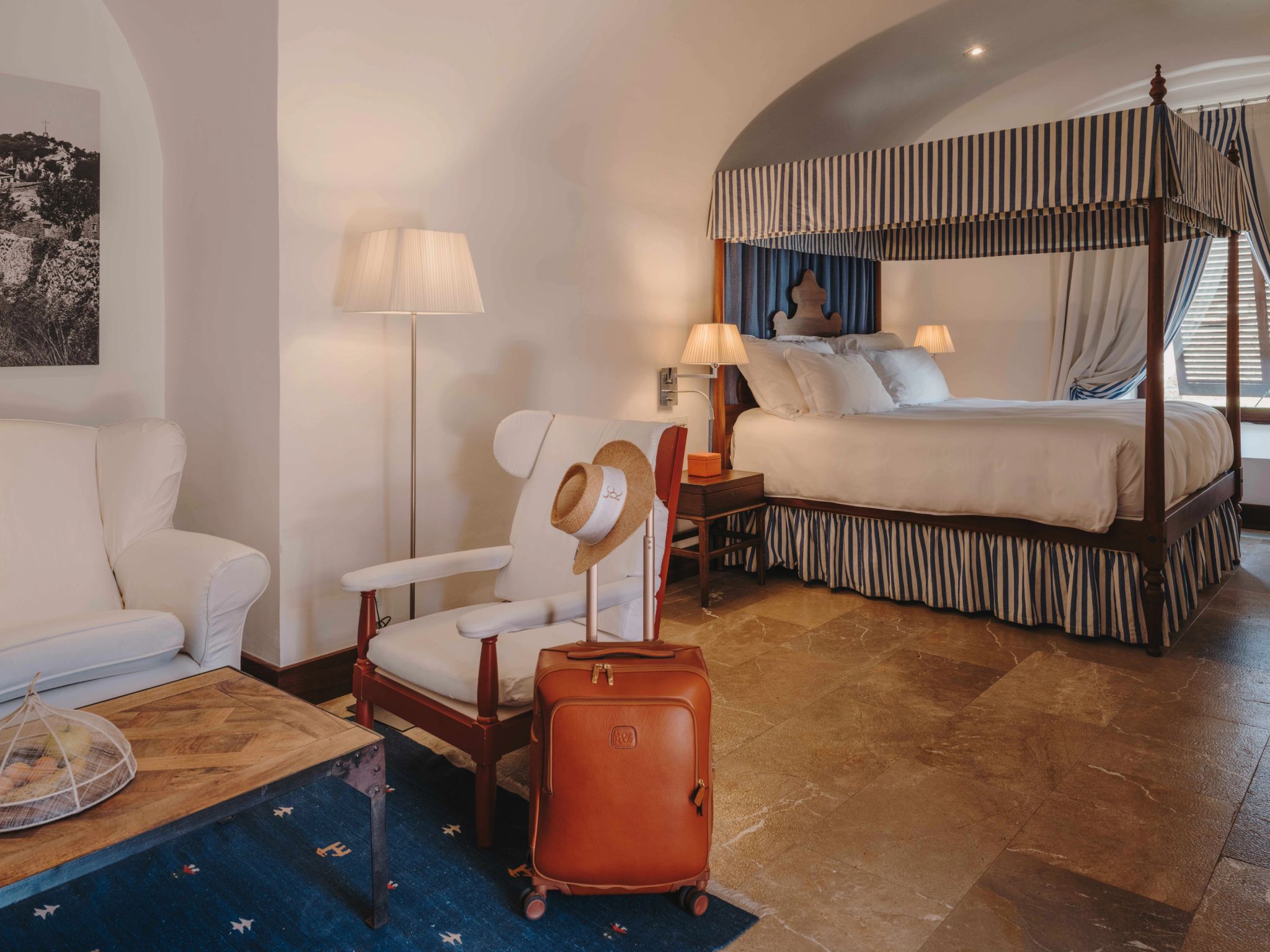 suite com sala - sala de estar - suite espaçosa