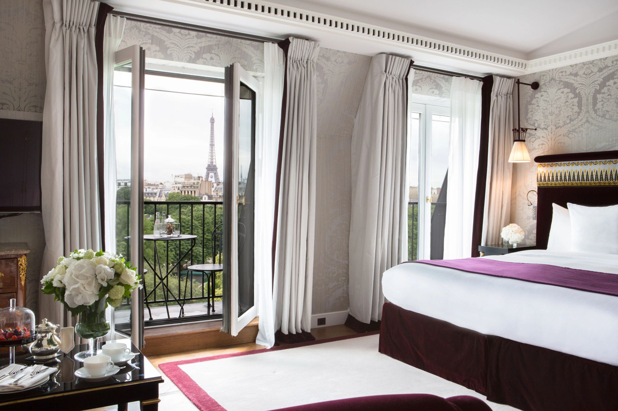 suite junior - suite vista paris - suite casal - cama king - decoraçao classica