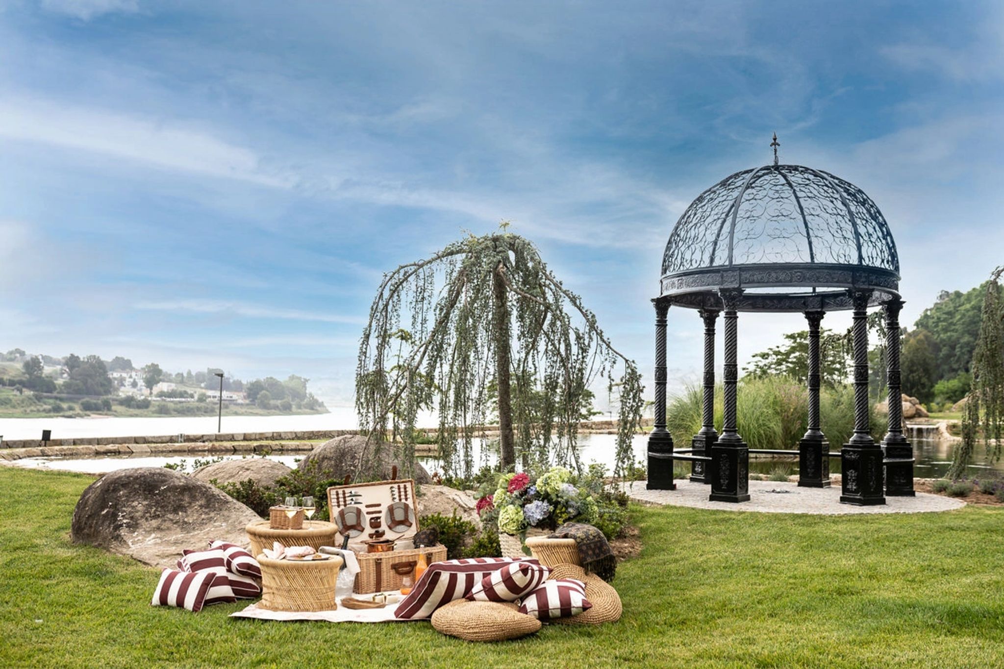 Piquenique no Hotel piquenique – vista lago – experiencia gastronomica