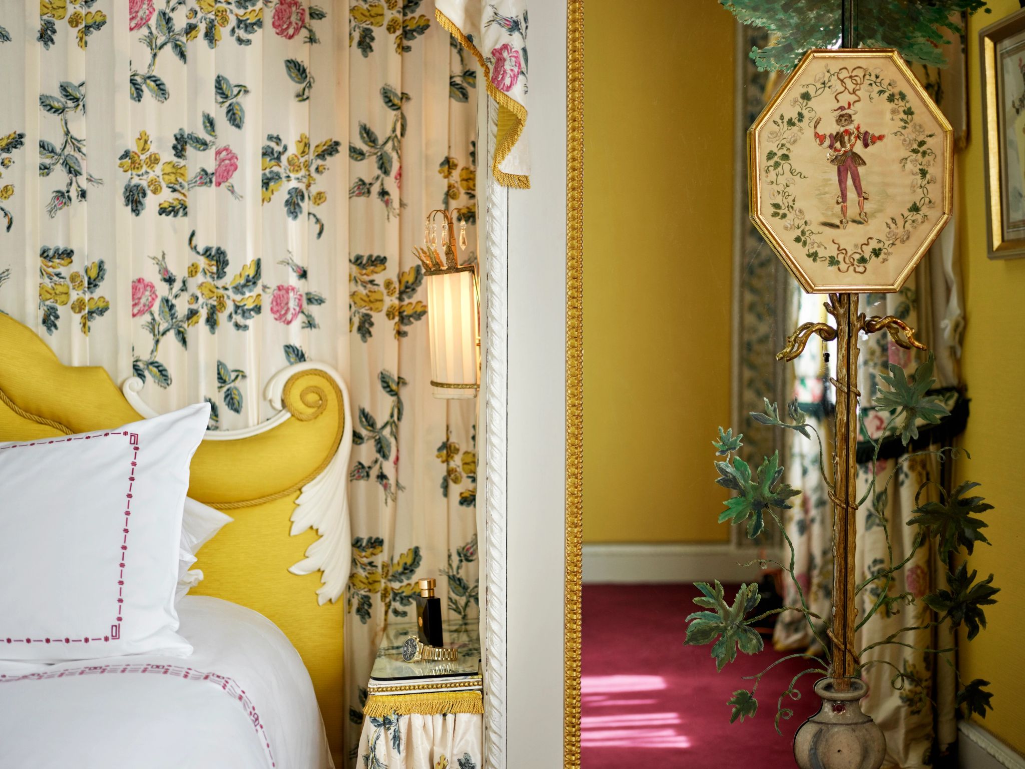 The Oliver Messel Terrace Suite decoraçao classica - detalhes da suite - objetos de decoraçao