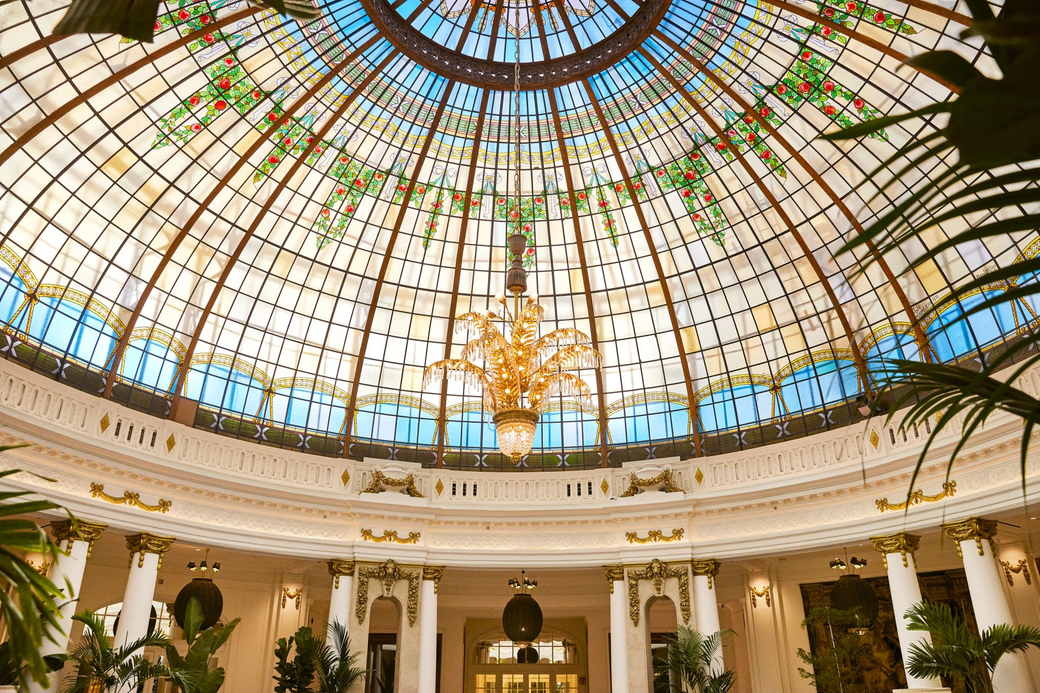 Restaurante La Cúpula cupula de vitrais - vitrais espanhois - arquitetura classica