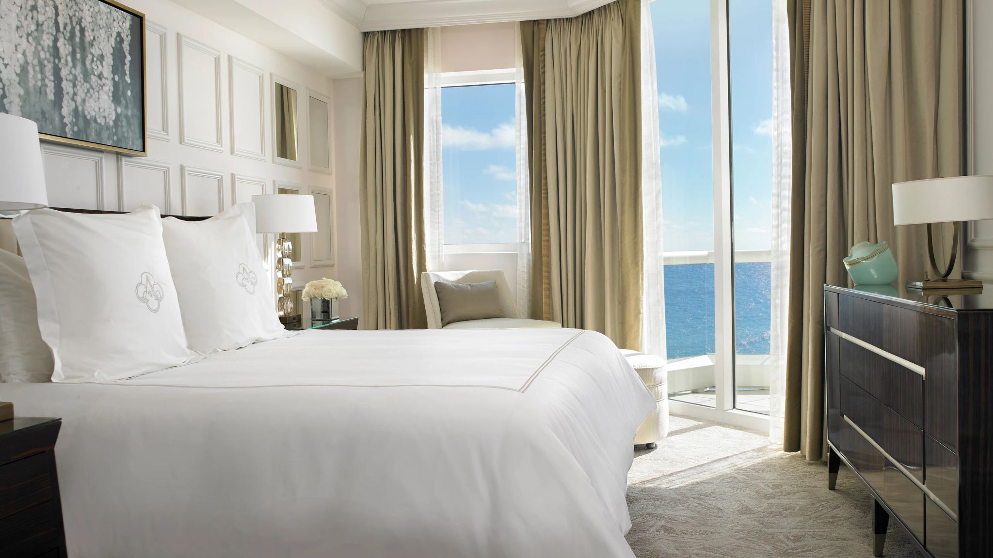 janelas altas - suite espaçosa - suite vista mar - ferias em miami