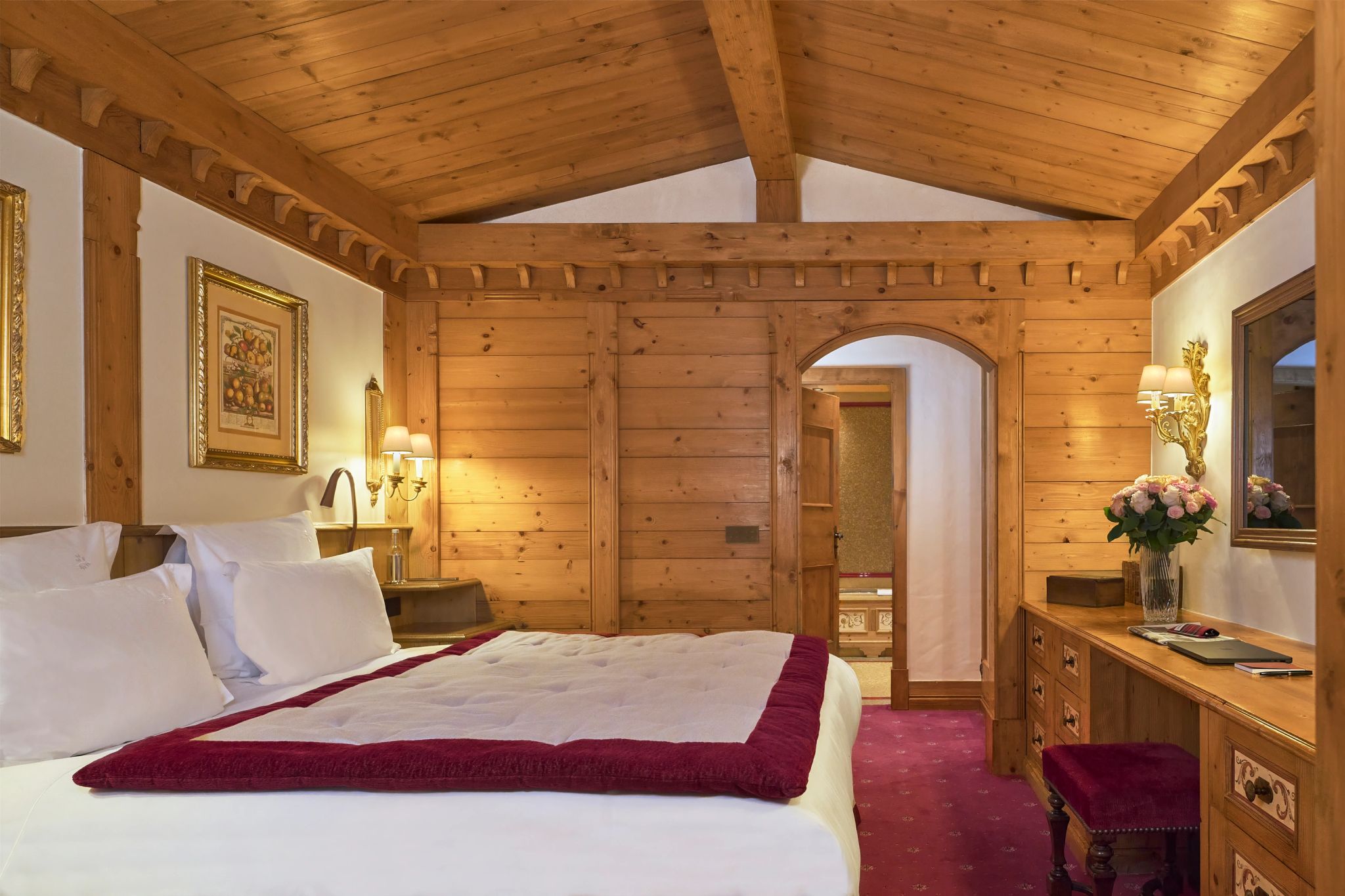 suite grande - decoracao classica - cama de casal