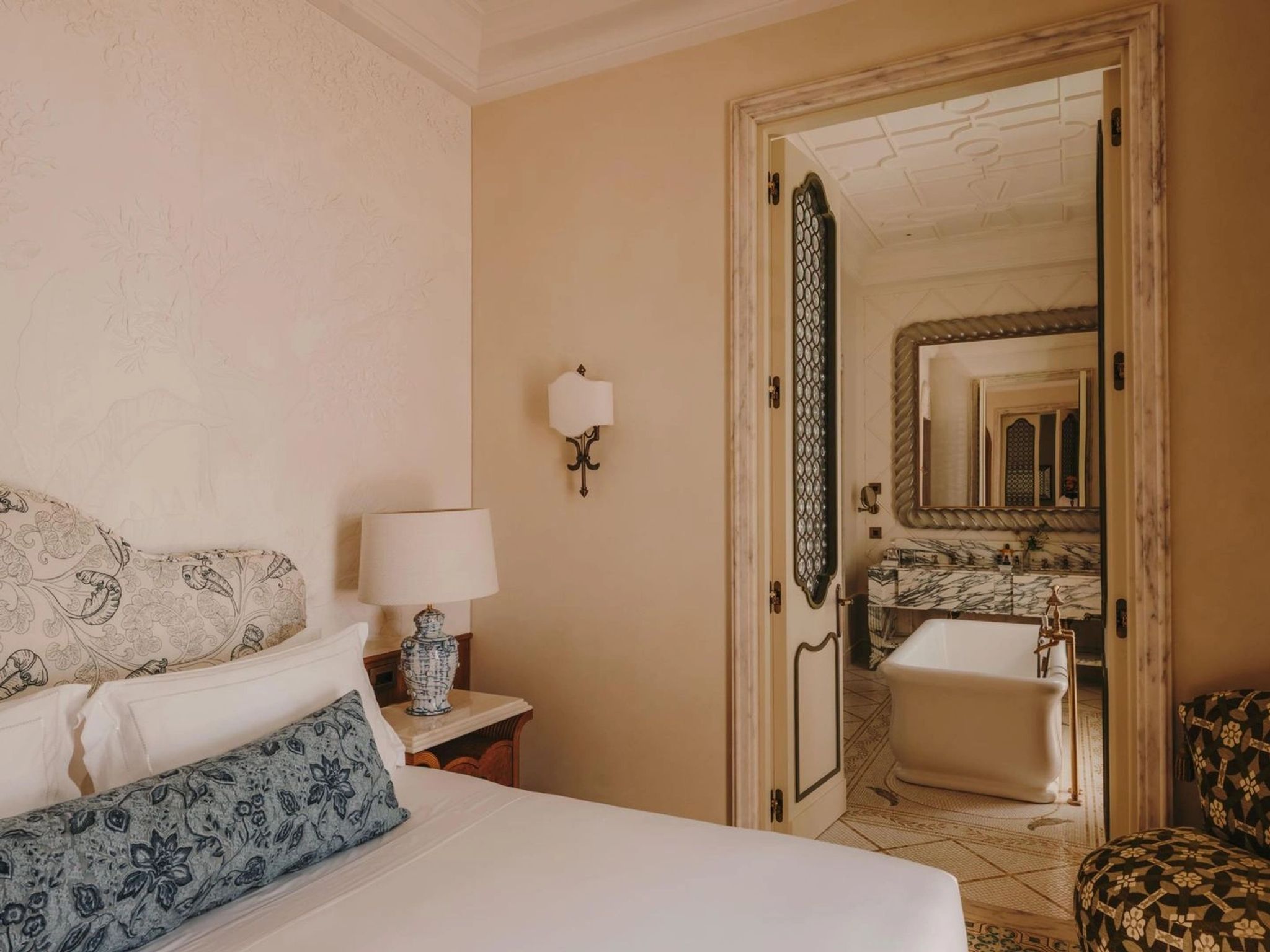 Trevelyan Suite cama king size - design laura gonzales - quarto luxo