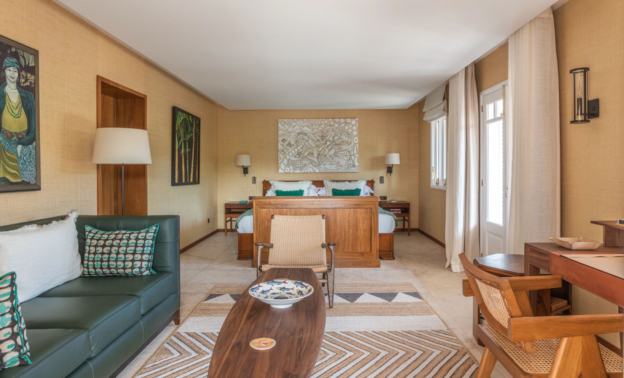 Rock Suite Flamboyant - Jeanne Le Menn suite casal – sofa de couro - decoraçao rustica