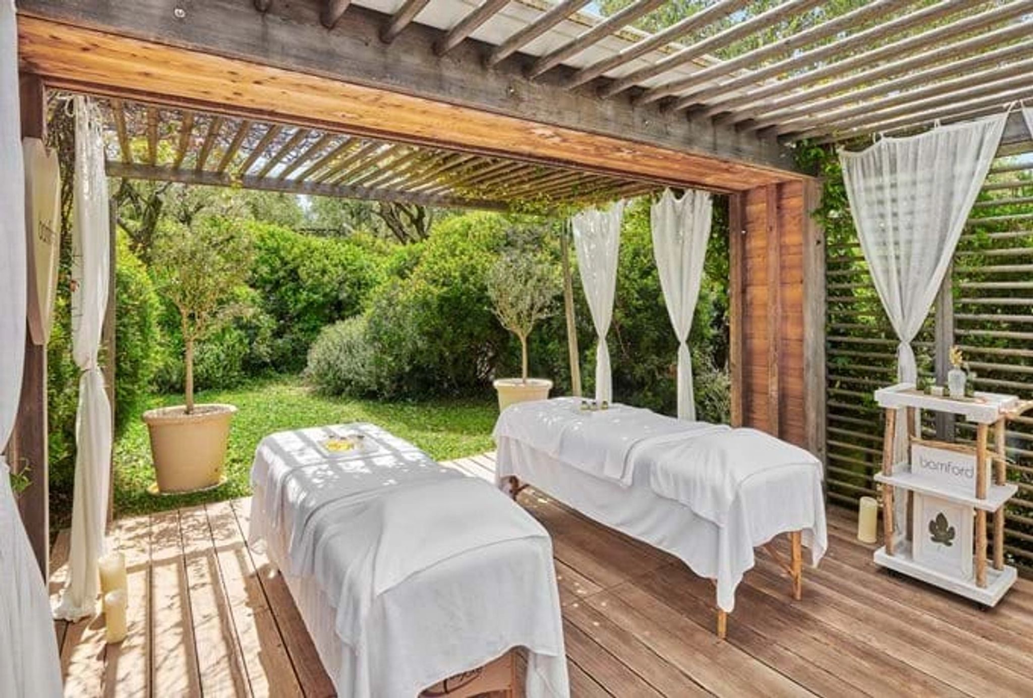 Spa Saint-Martin by La Prairie tratamentos spa - massagem ao ar livre - massagem relaxante