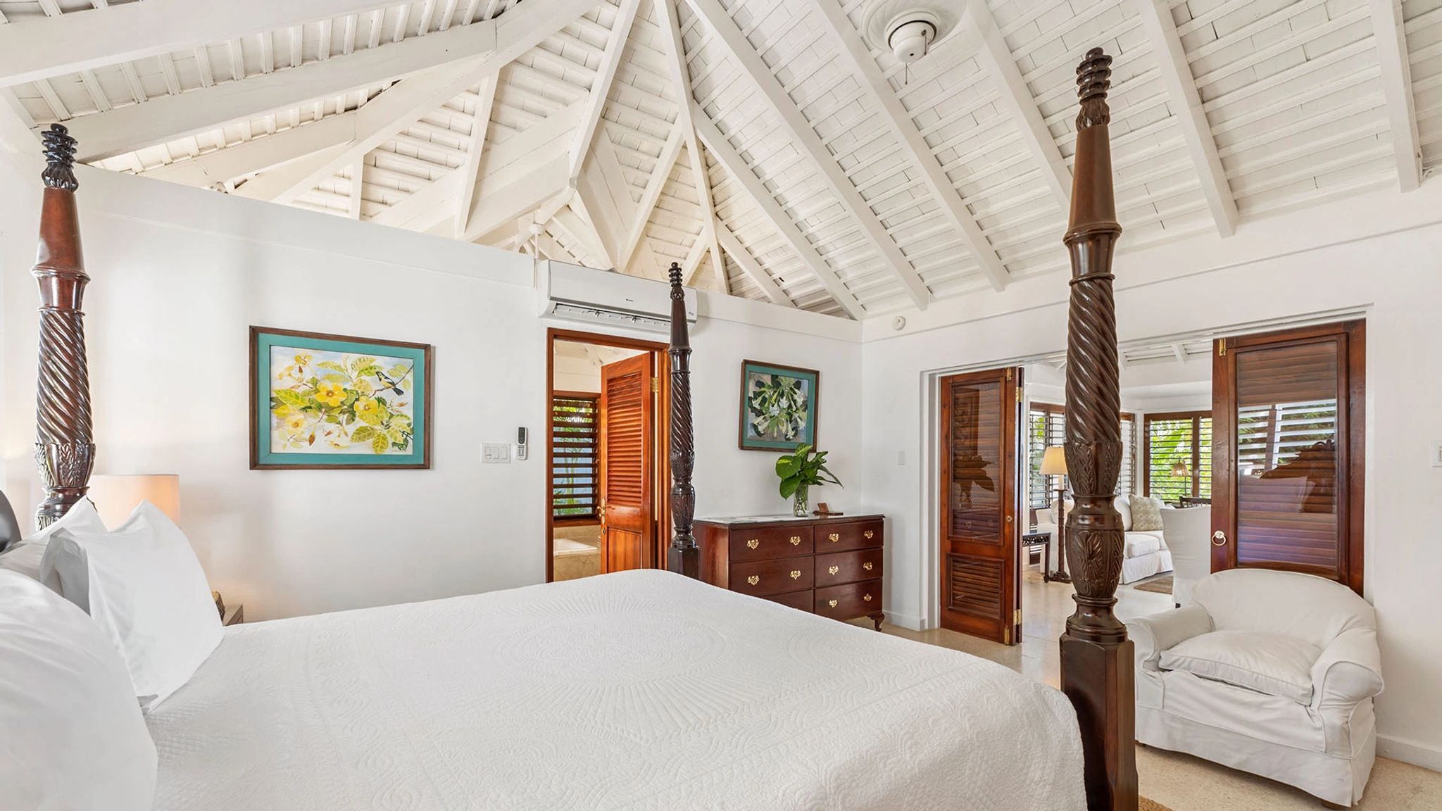 Two Bedroom Classic Villa no pool  cama de dossel - decoraçao moderna - design rustico