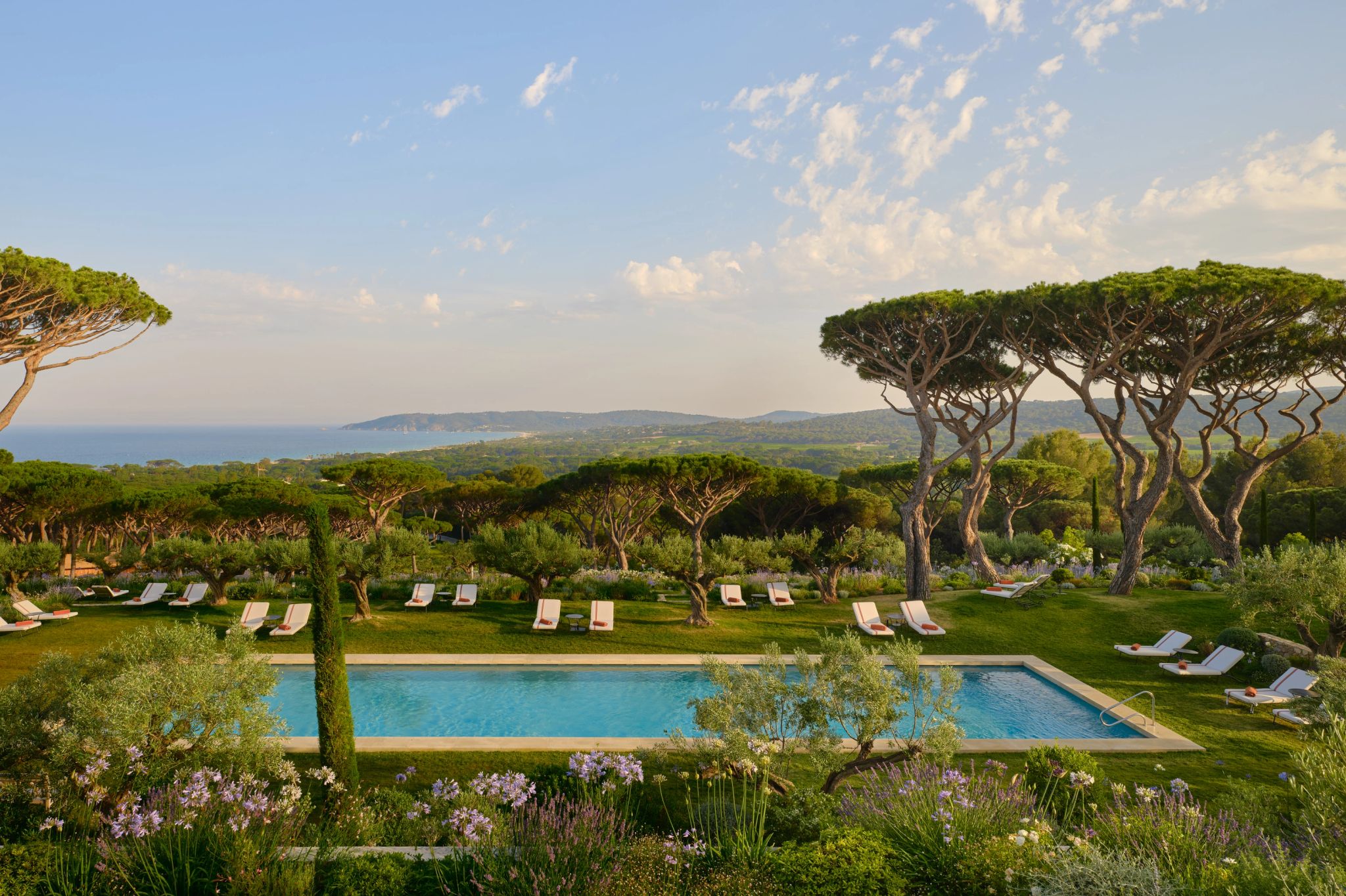 Piscina piscina externa – piscina hotel – piscina de luxo