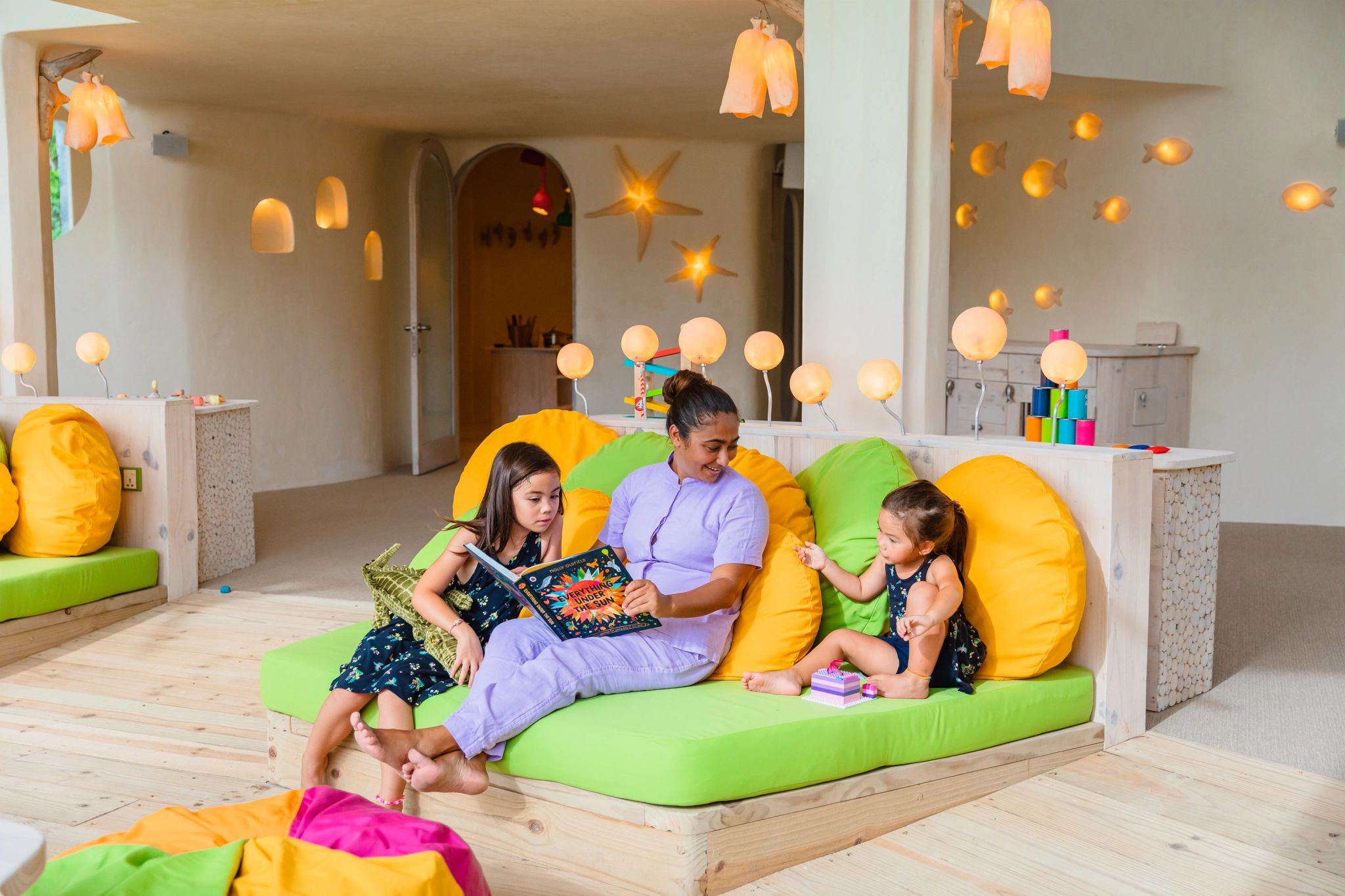 Kids Club Den monitoria infantil - lazer para crianças - espaço kids