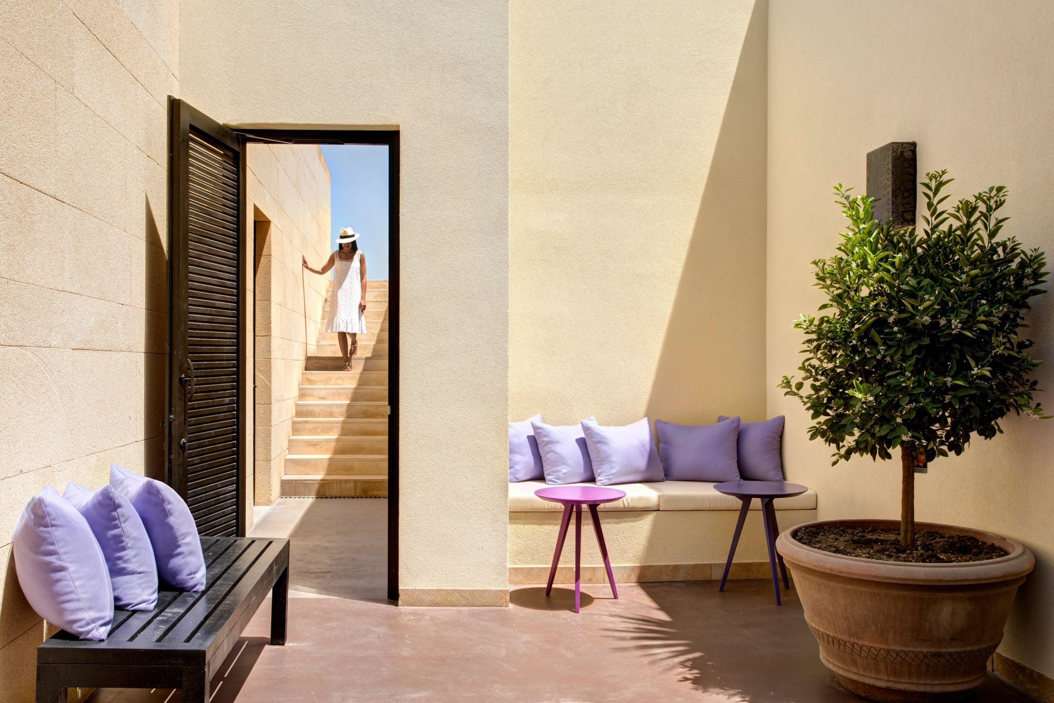 Peonia Suite with Pool lounge ao ar livre - patio interno - patio privativo - banho de sol - lazer ao ar livre