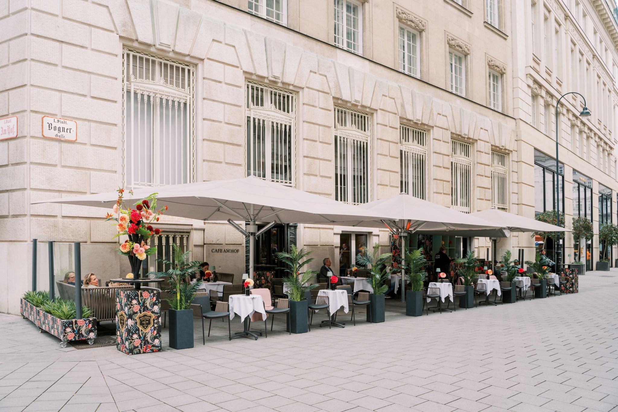 Café Am Hof area externa restaurante - refeiçoes ao ar livre – confeitaria em viena