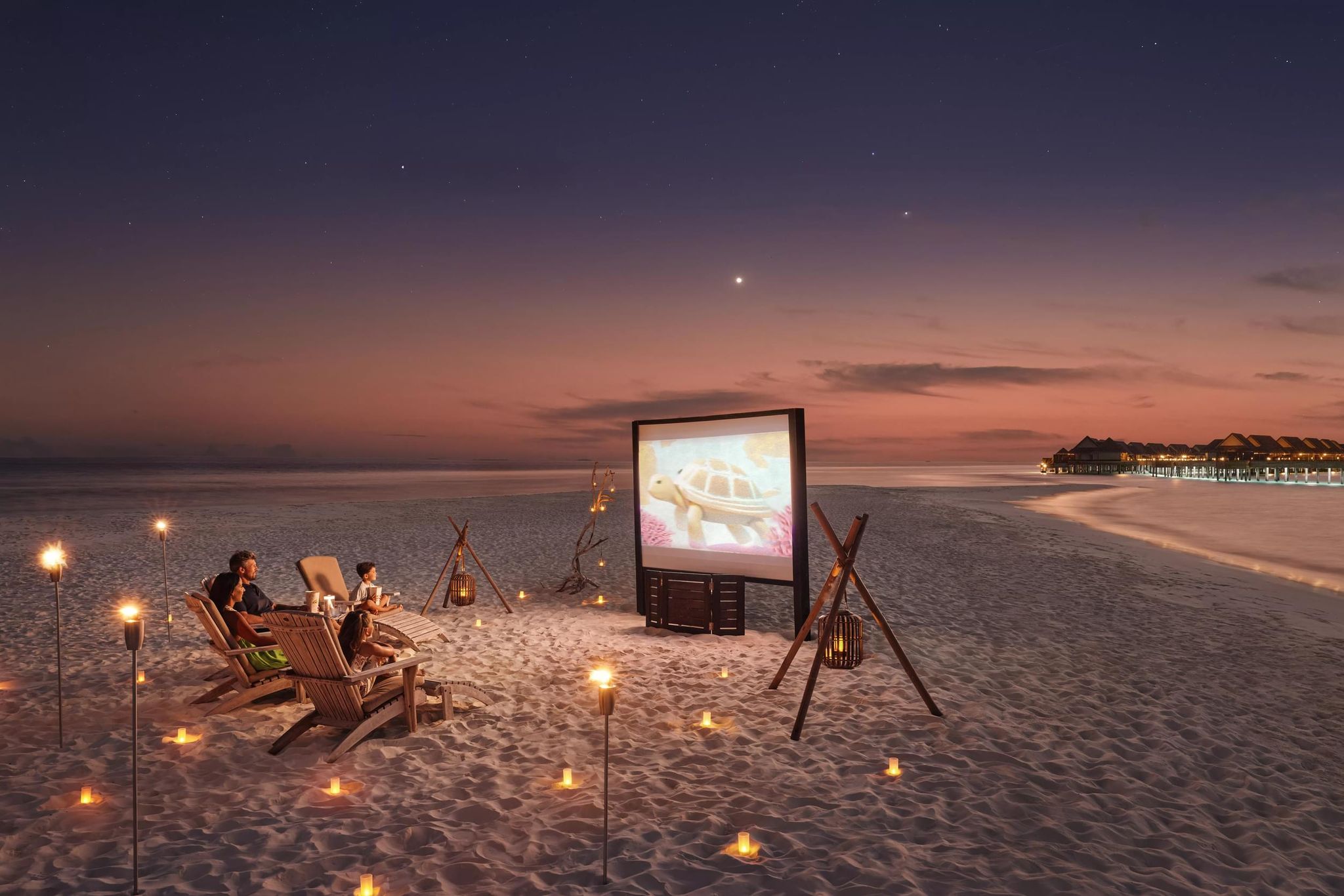 cinema na praia - cinema ao ar livre - cinema em familia - atividades de lazer