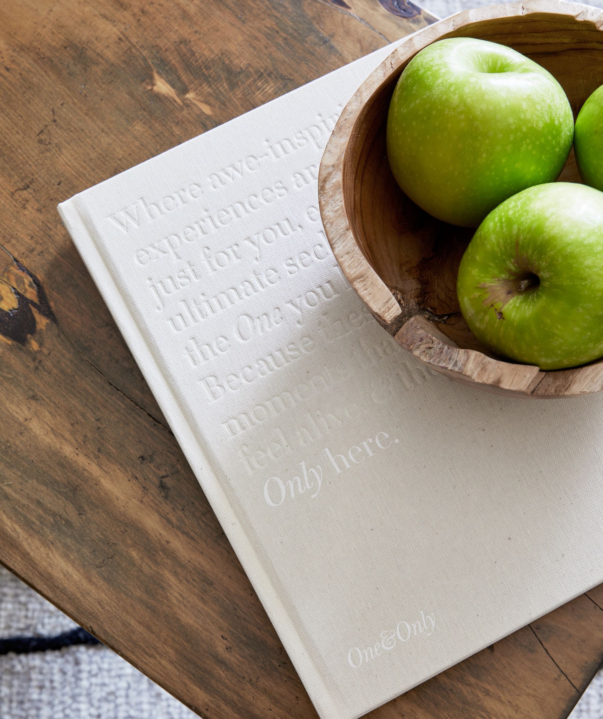 frutas frescas - amenidades boas vindas - maça verde - comida saudavel