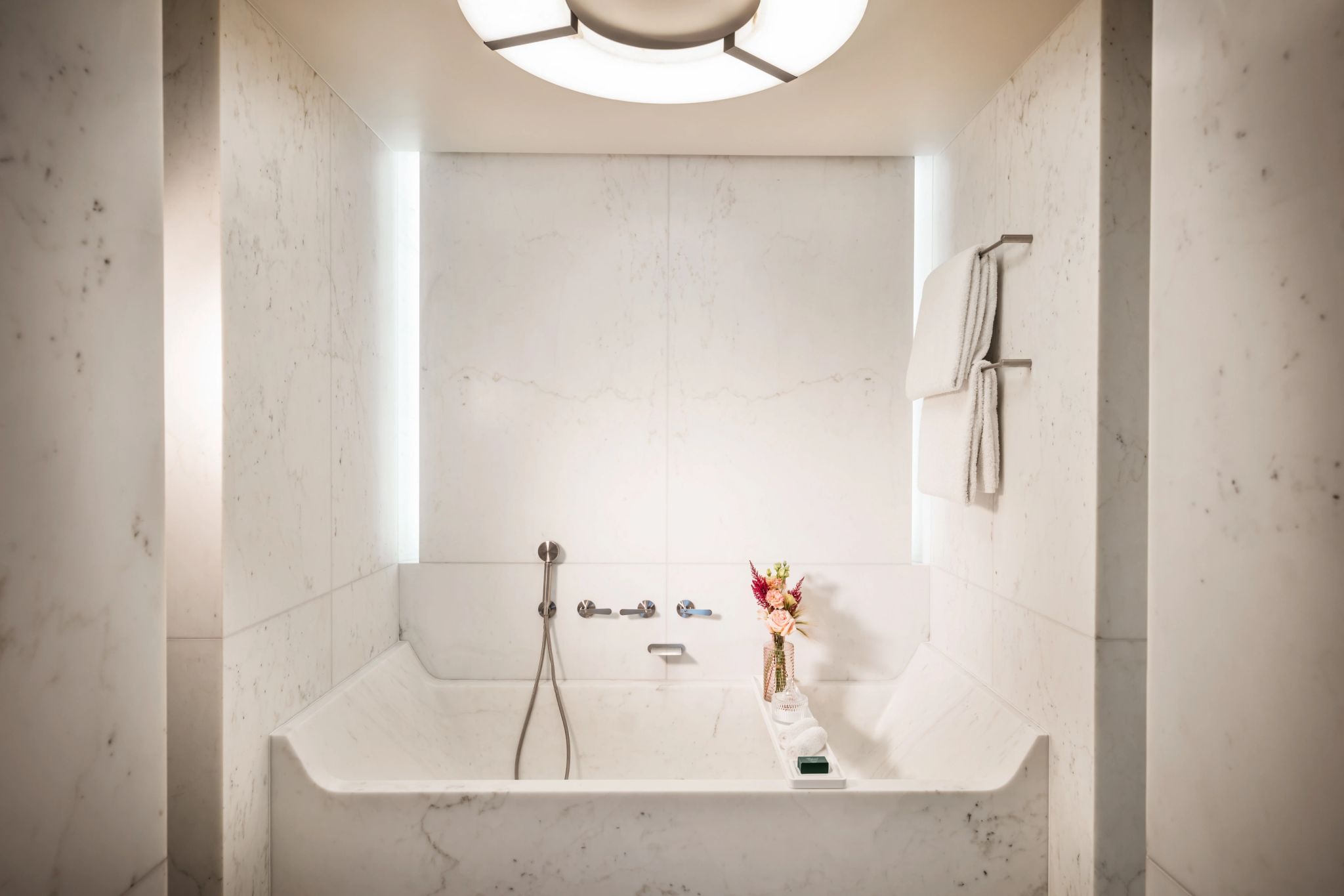 Grand Suite Litteraire banheira de imersao - banho premium - suite com banheira