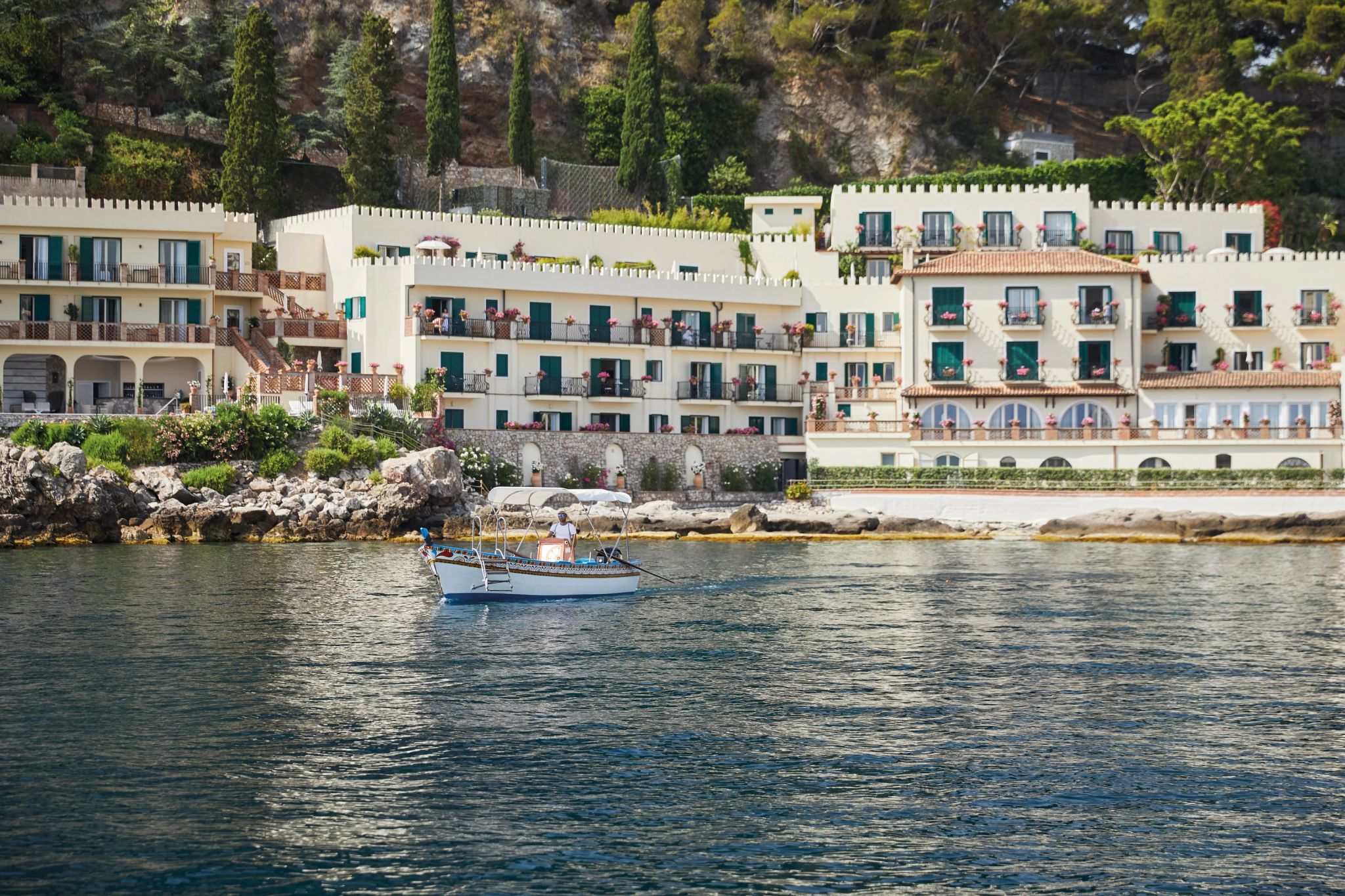 foto aerea taormina – taormina sicilia – mar azul  