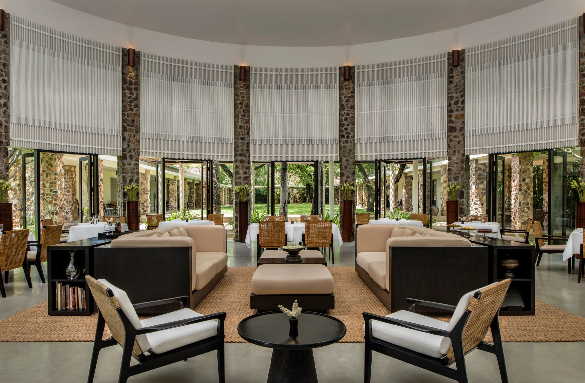 Restaurante The Dinning Room culinaria internacional – design elegante – alta gastronomia