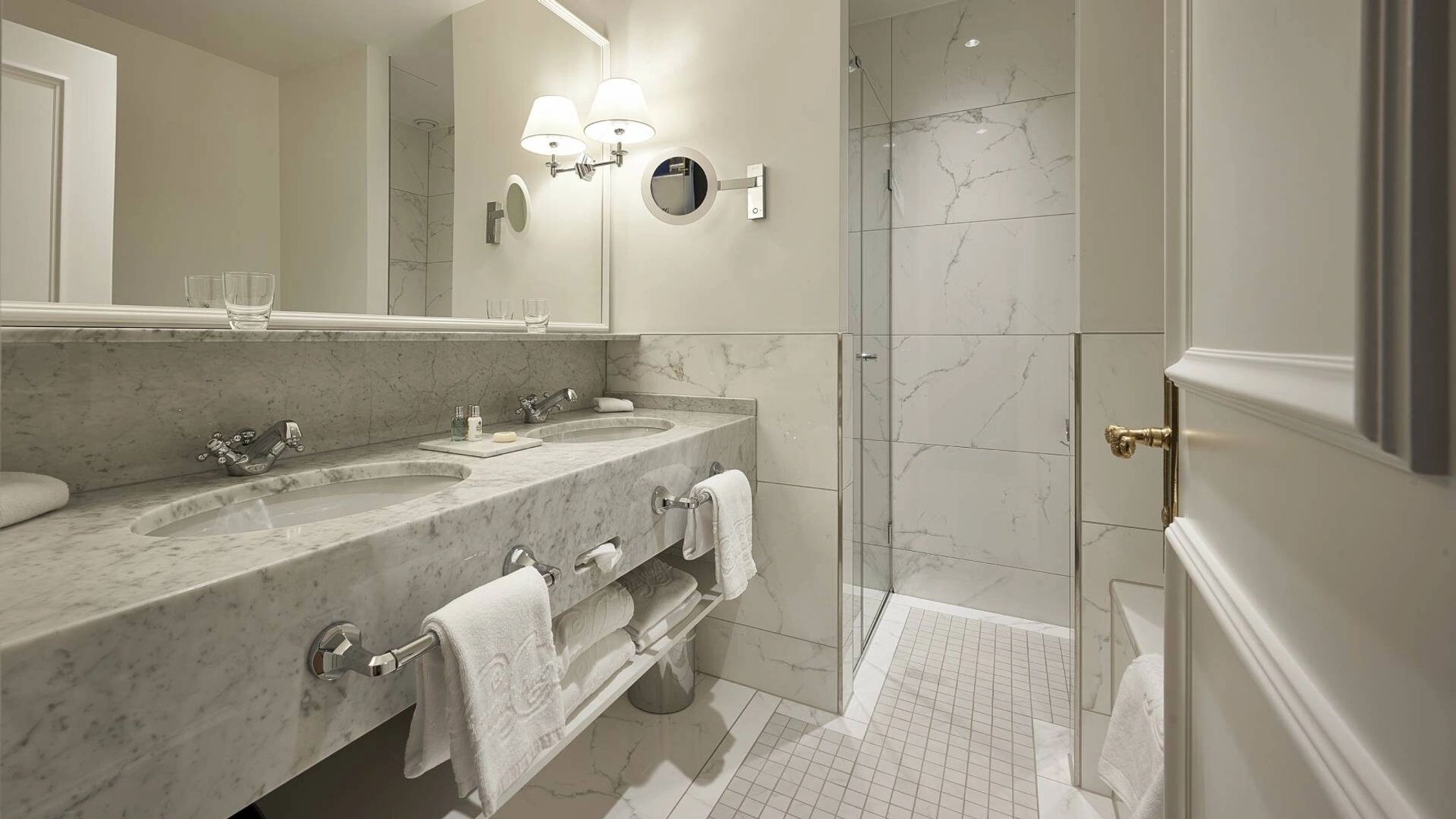 Superior Double banheiro de marmore – banheiro casal – banheiro de luxo