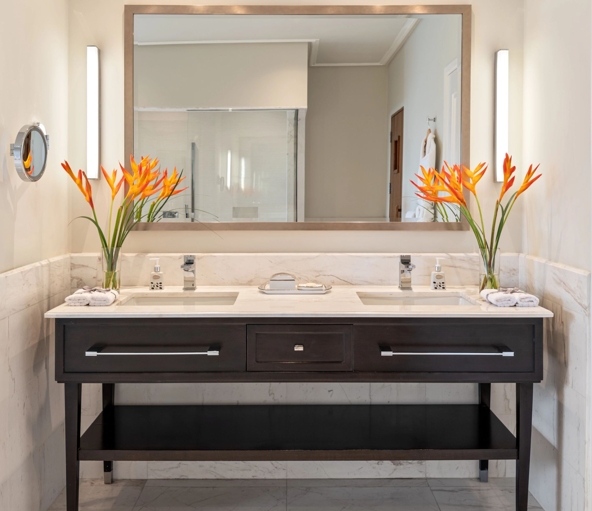 Club Ocean Deluxe Junior Suite banheiro casal - banheiro com pia dupla - banheiro moderno