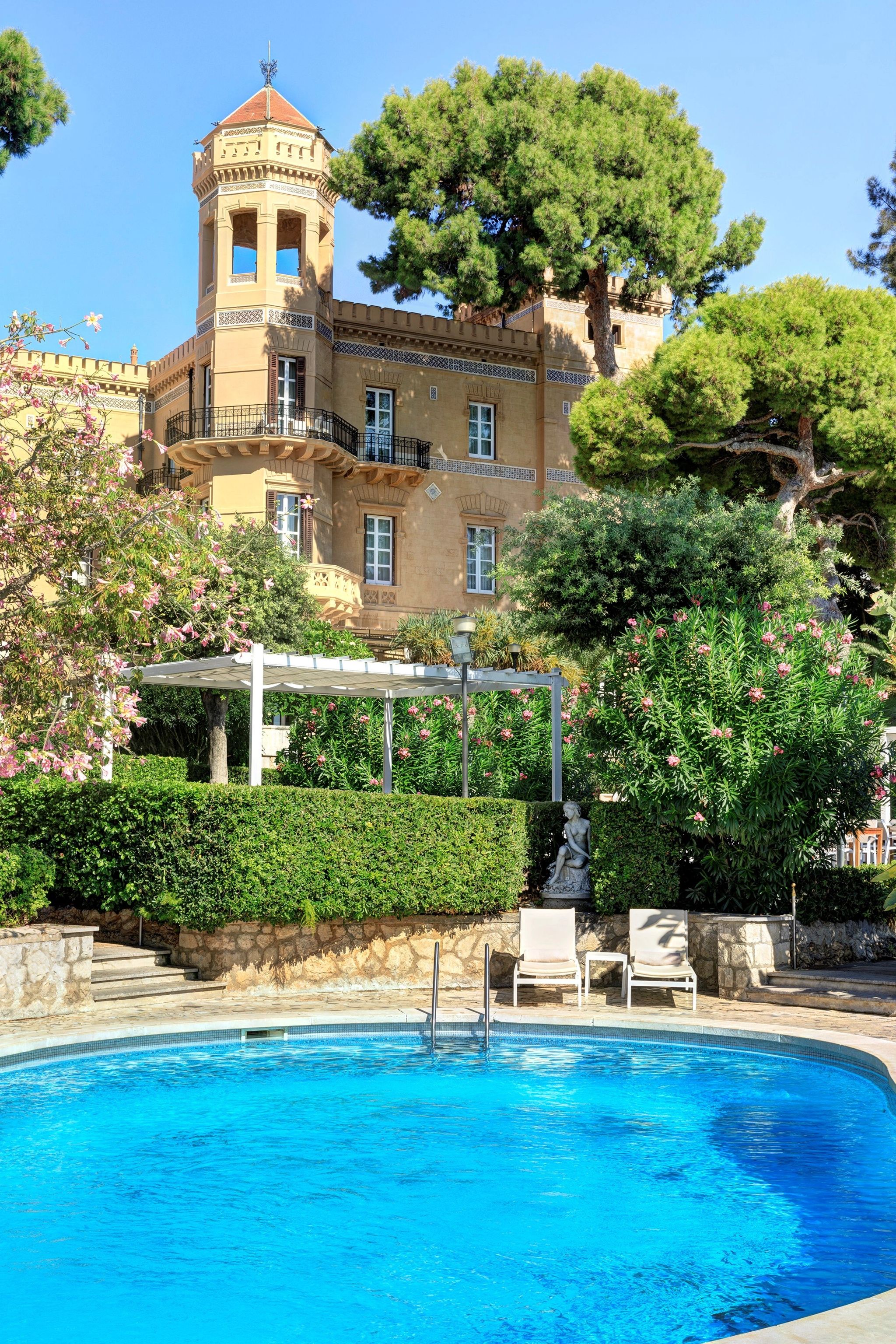 piscina externa - piscina ao ar livre - hotel historico - hotel com piscina - piscina