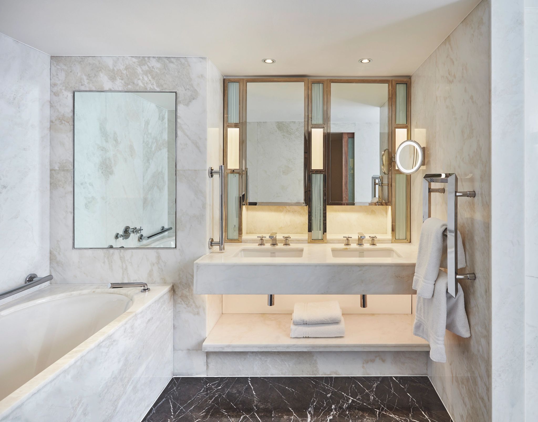 The Adams Suite suite com banheira - banheira de imersao - banho premium - banho de banheira