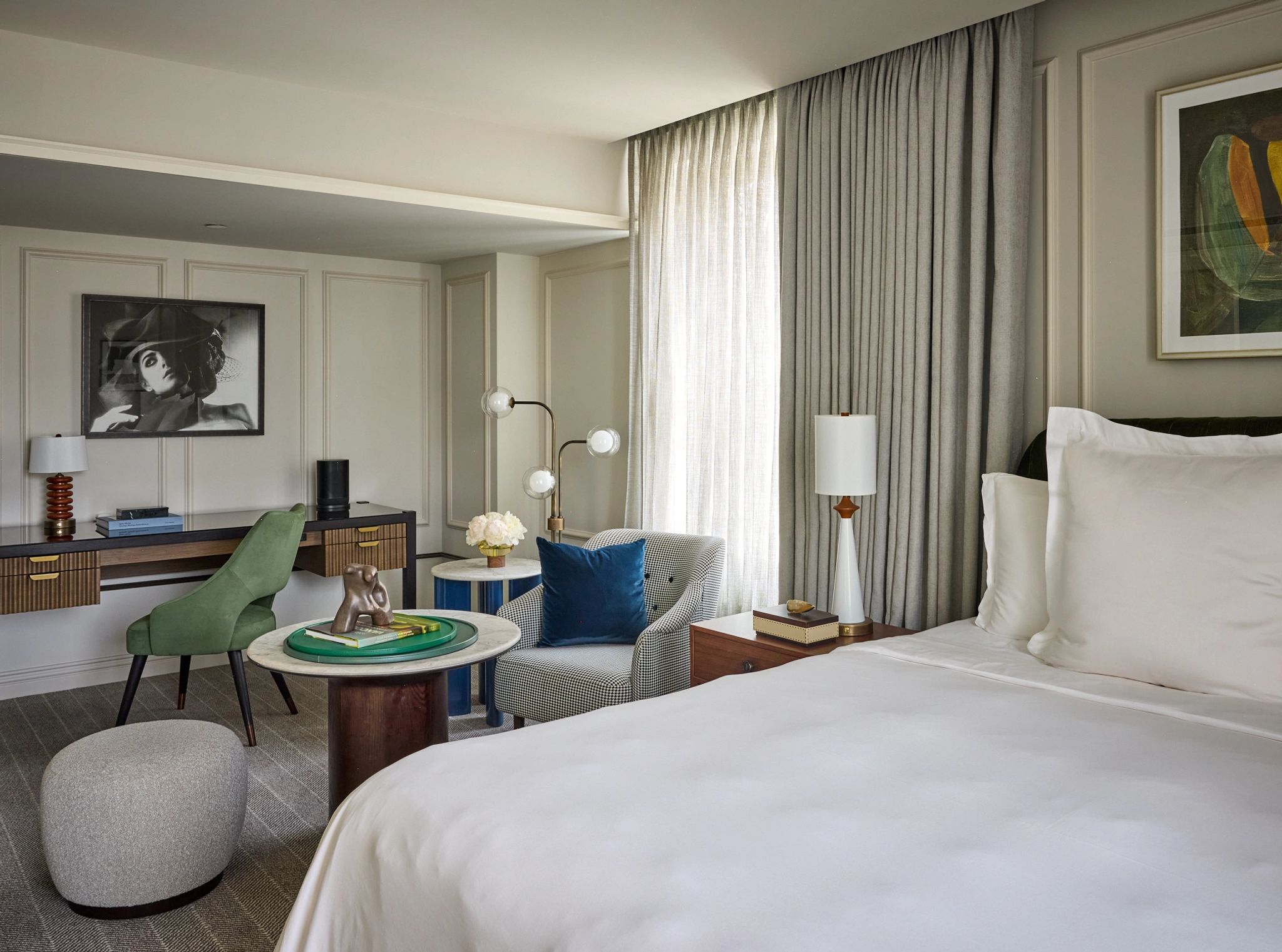 Deluxe King Gallery City View decoraçao elegante – design de luxo - quarto amplo