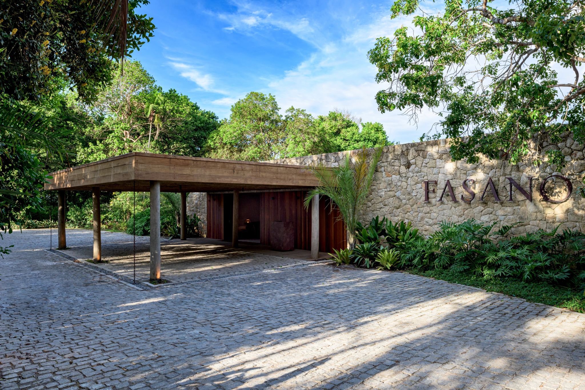 fasano trancoso fachada - hotel na bahia