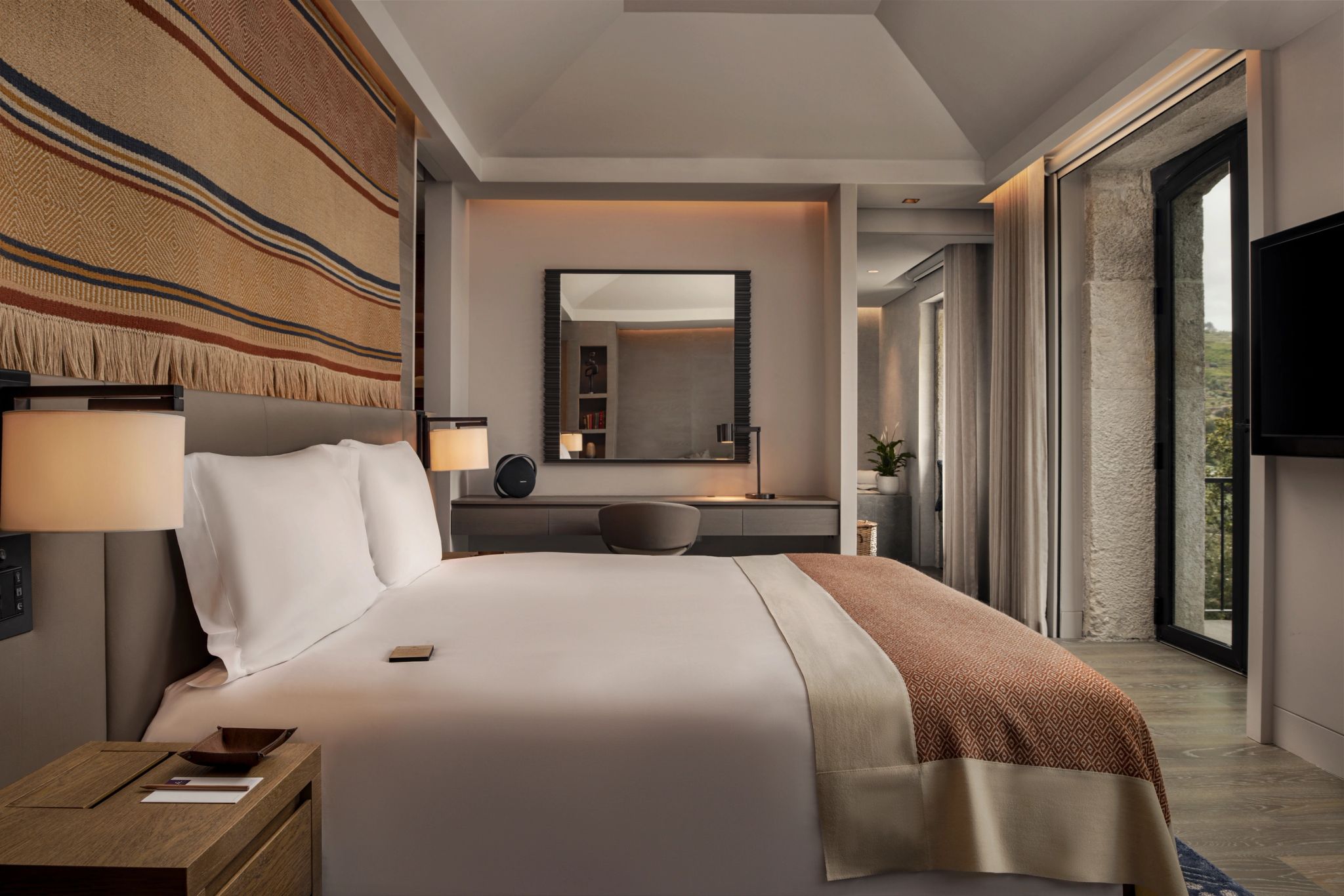 cama king-size - suite de luxo - decoracao moderna