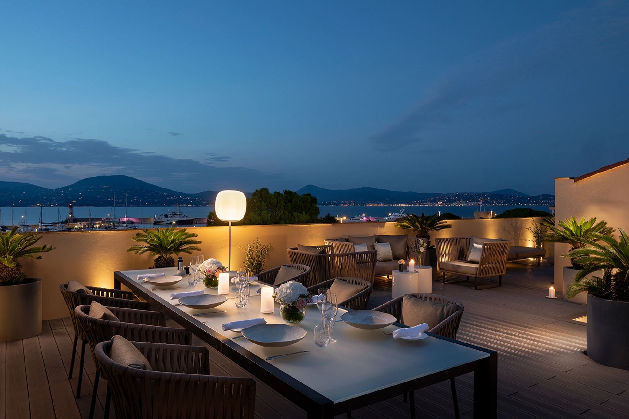 suite dolce vita hotel de paris saint tropez-terraço privativo vista mar-luxo exclusivo mediterraneo