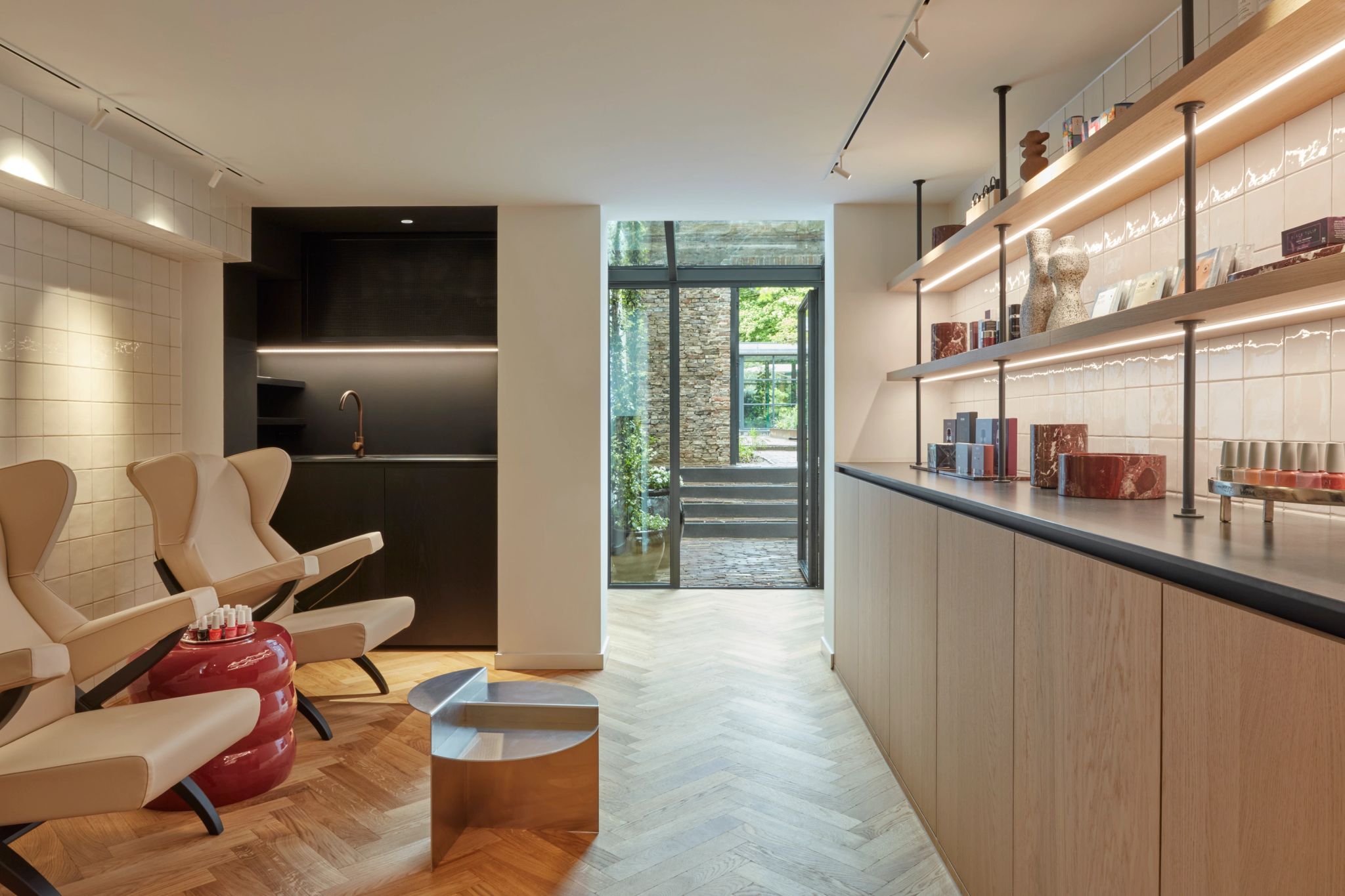 The Beauty House sala de beleza - manicure profissional - relaxamento e cuidado