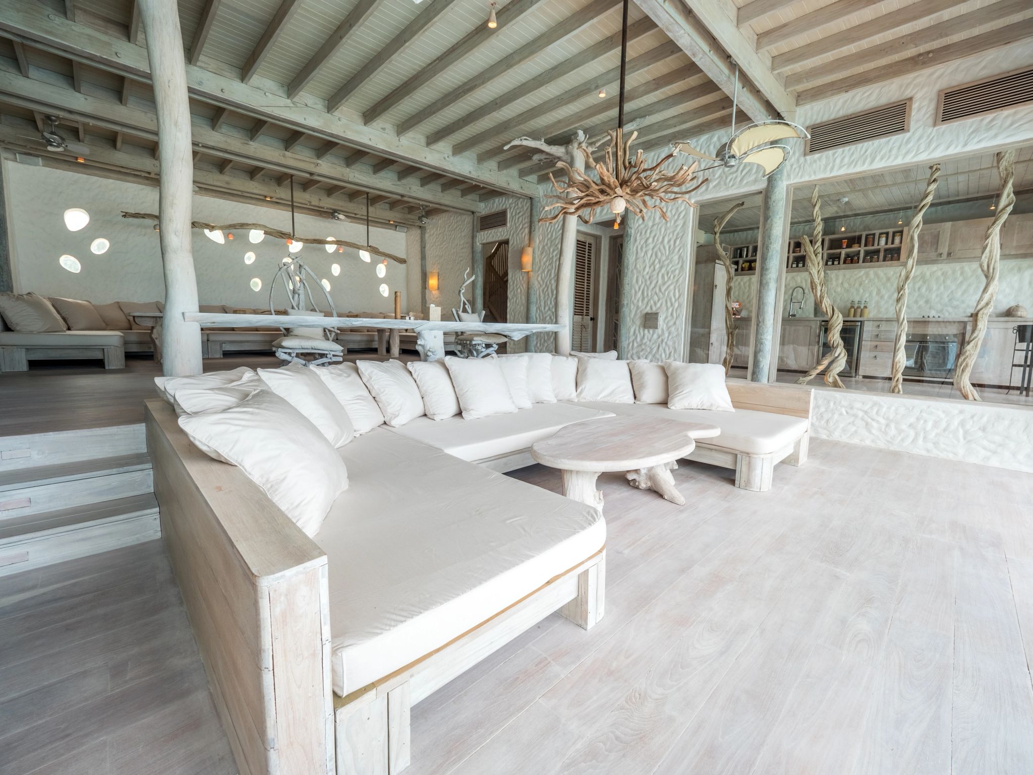 aventura maldivas - gastronomia resort - piscina infinita